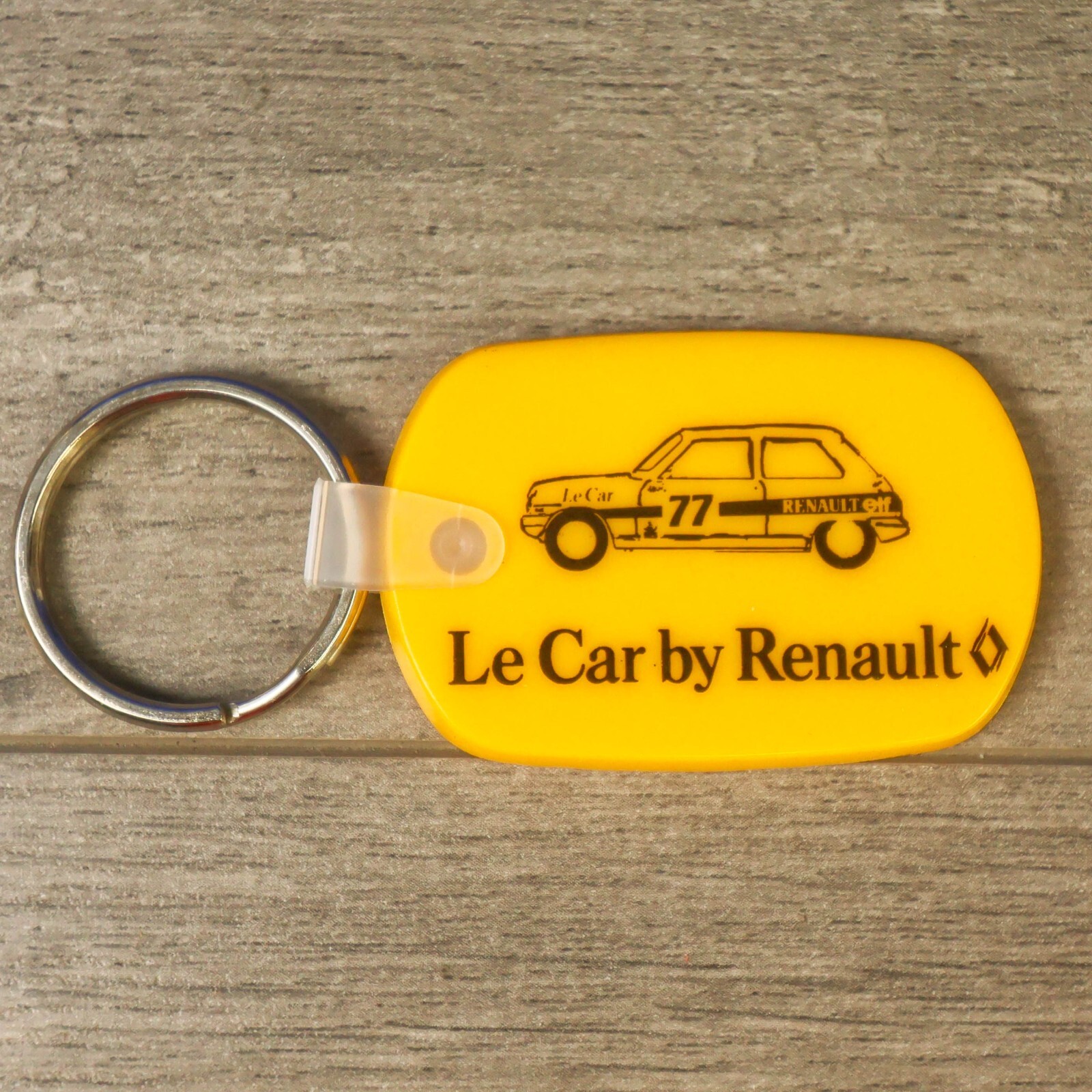 NOS Vintage Keychain Automobile Renault Le Car
