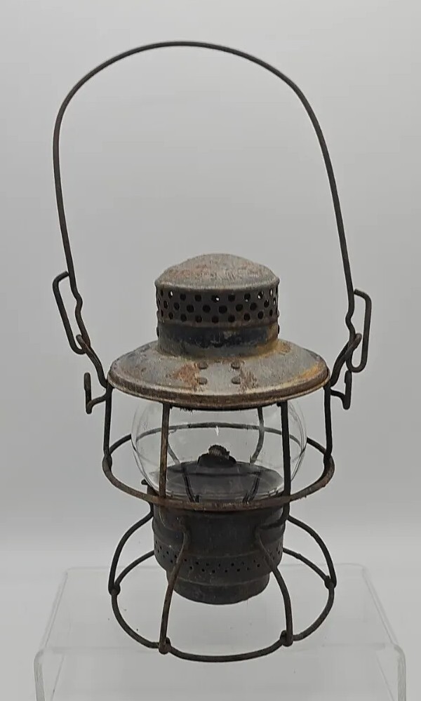 Antique Vintage 1925 L & N RR Railroad Lantern Armspear Mfg Co New York