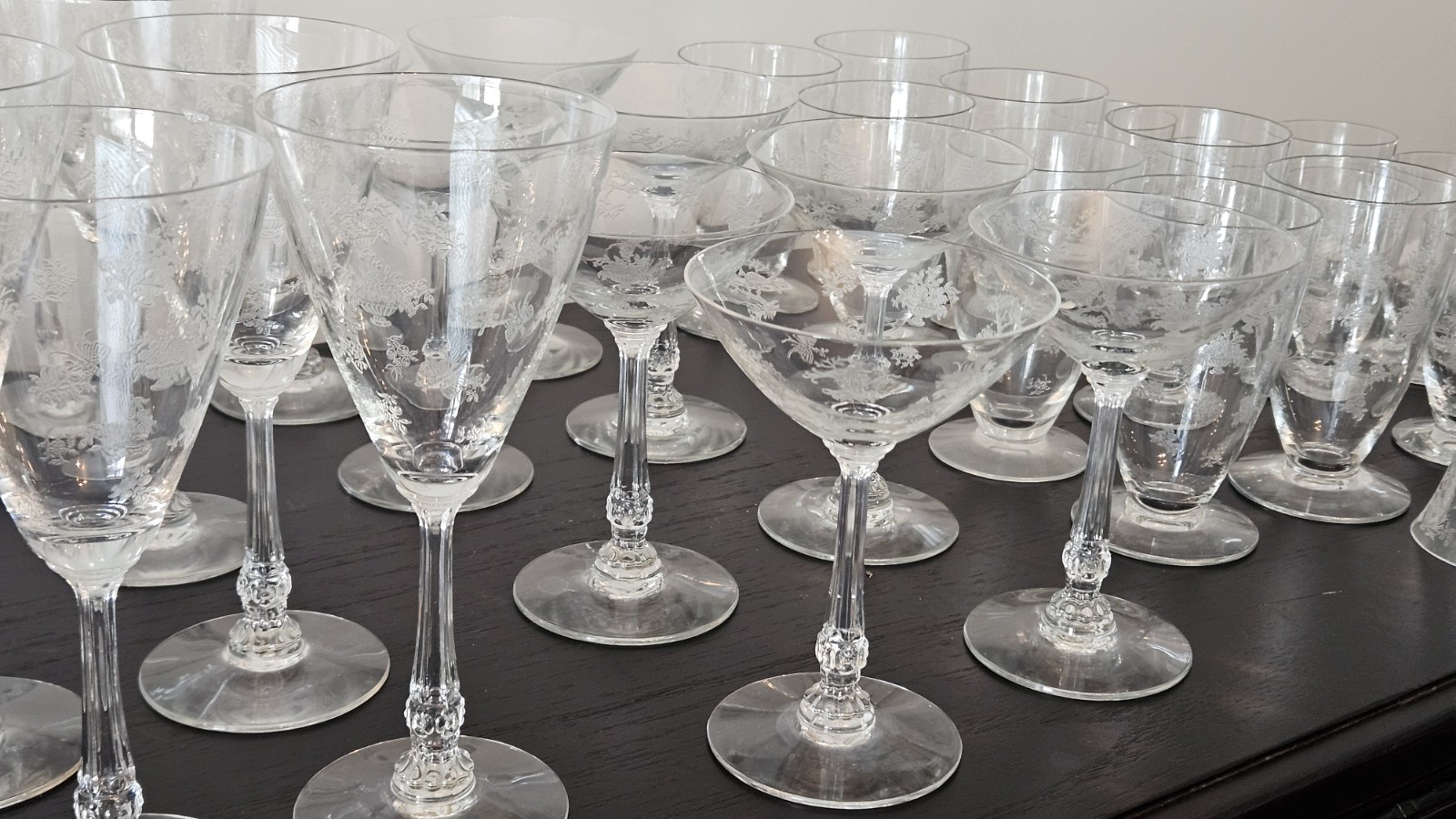 Beautiful Antique Heisey CHINTZ Glassware (3389) Set Of 31