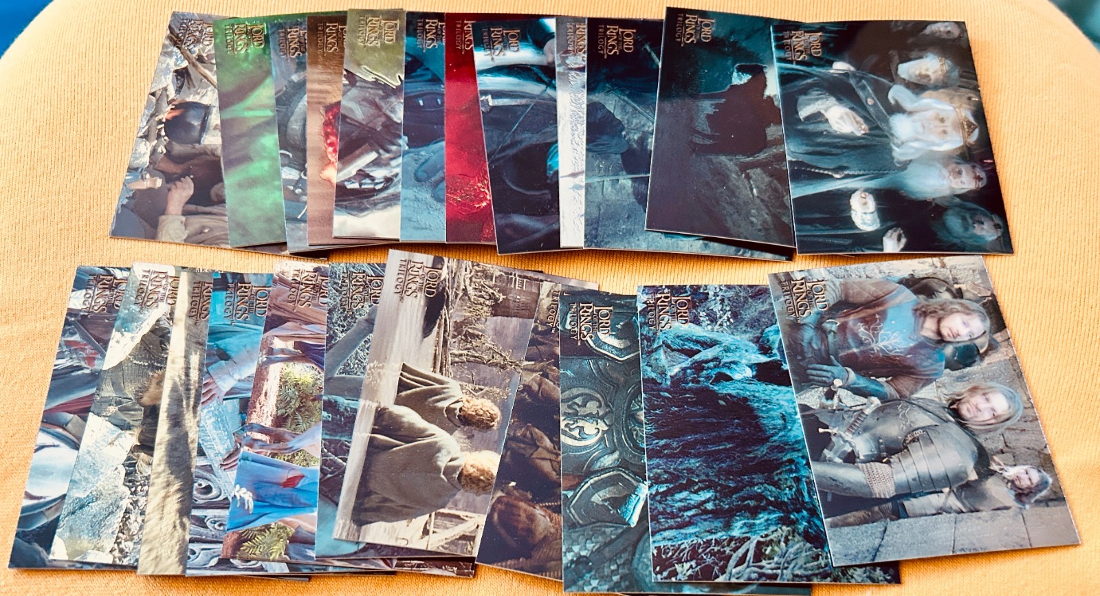 Lord of the Rings Trilogy 2004 Topps Chrome starter set of 23 base cards LOTR