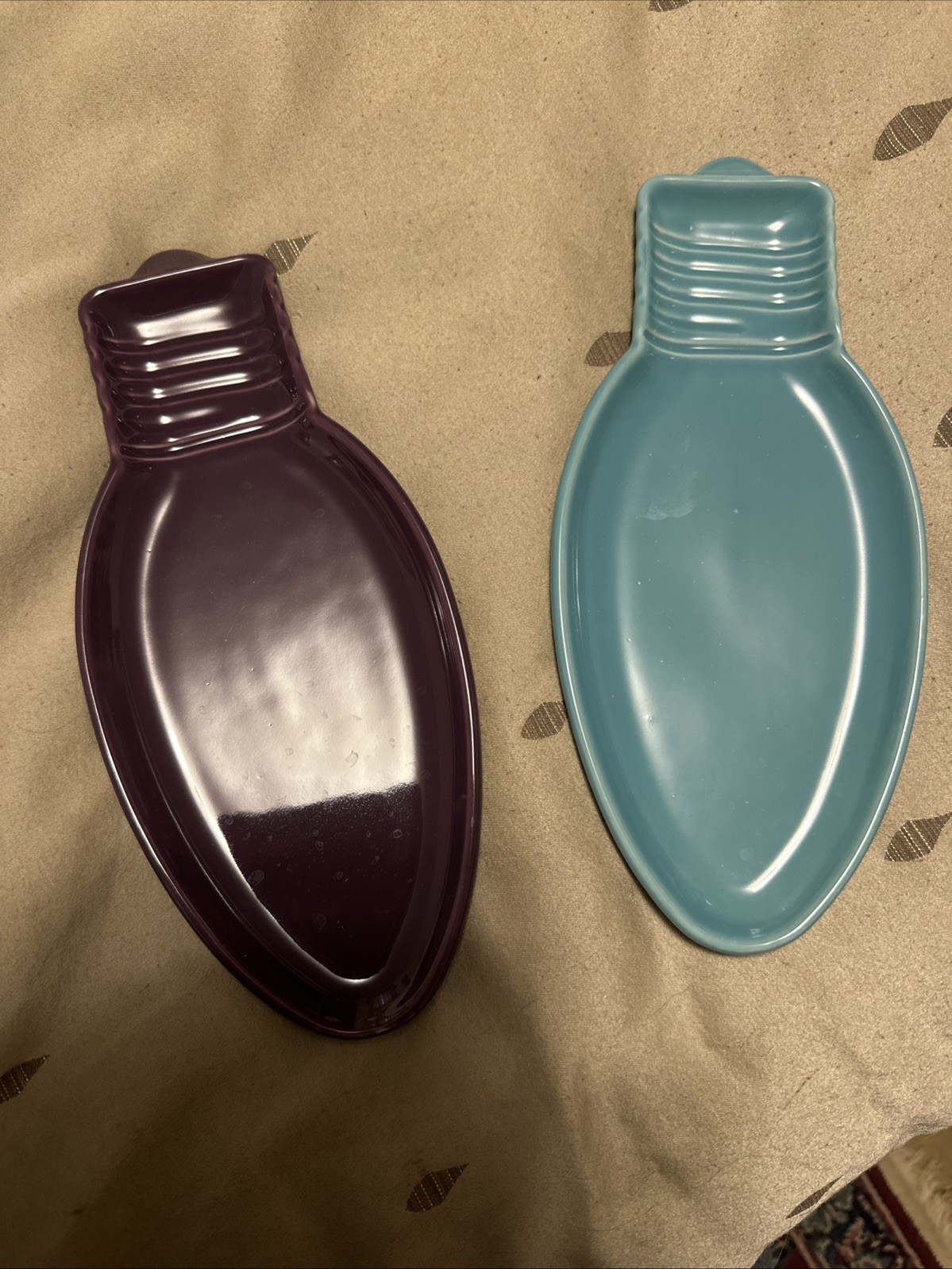 Fiesta Homer Laughlin Christmas Light Bulb Shape Plate . A Set Two 10 .5 Inches