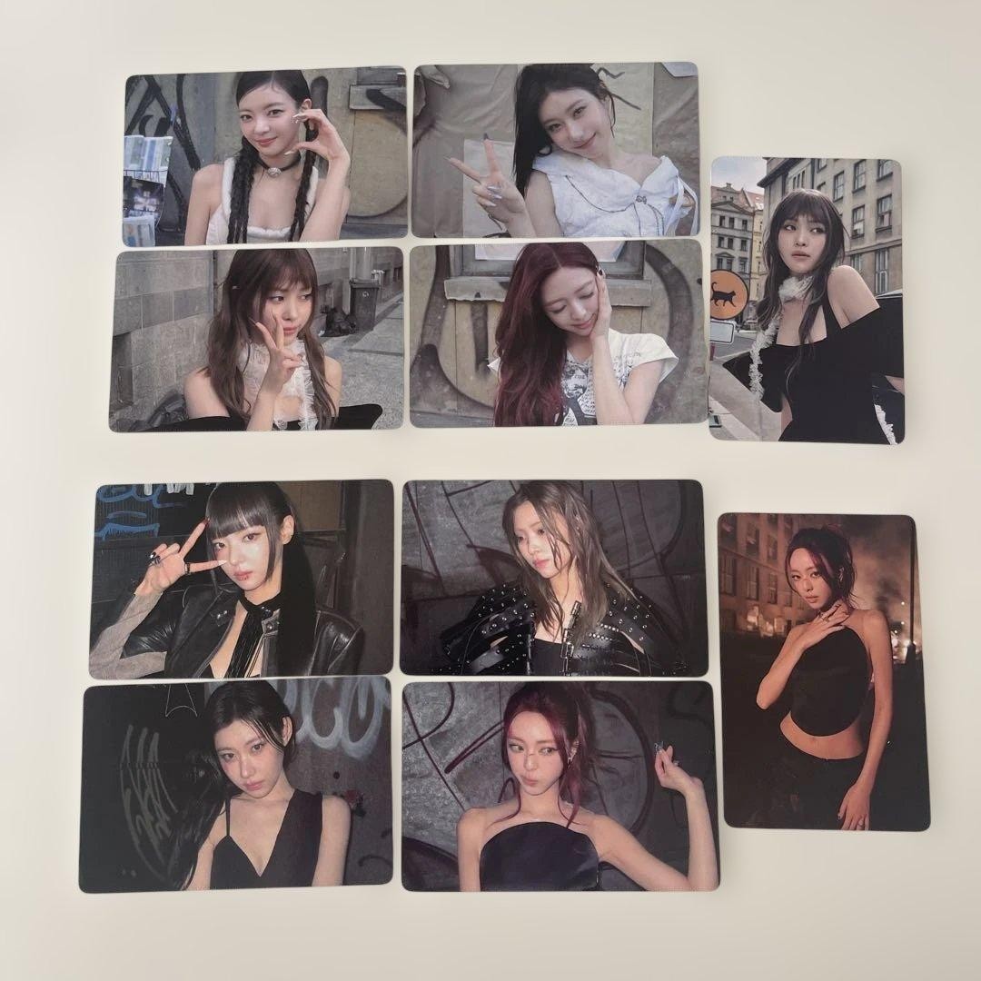 ITZY TUNNEL VISION POCA Ver. Photocard Set 10pcs 11th Mini Album