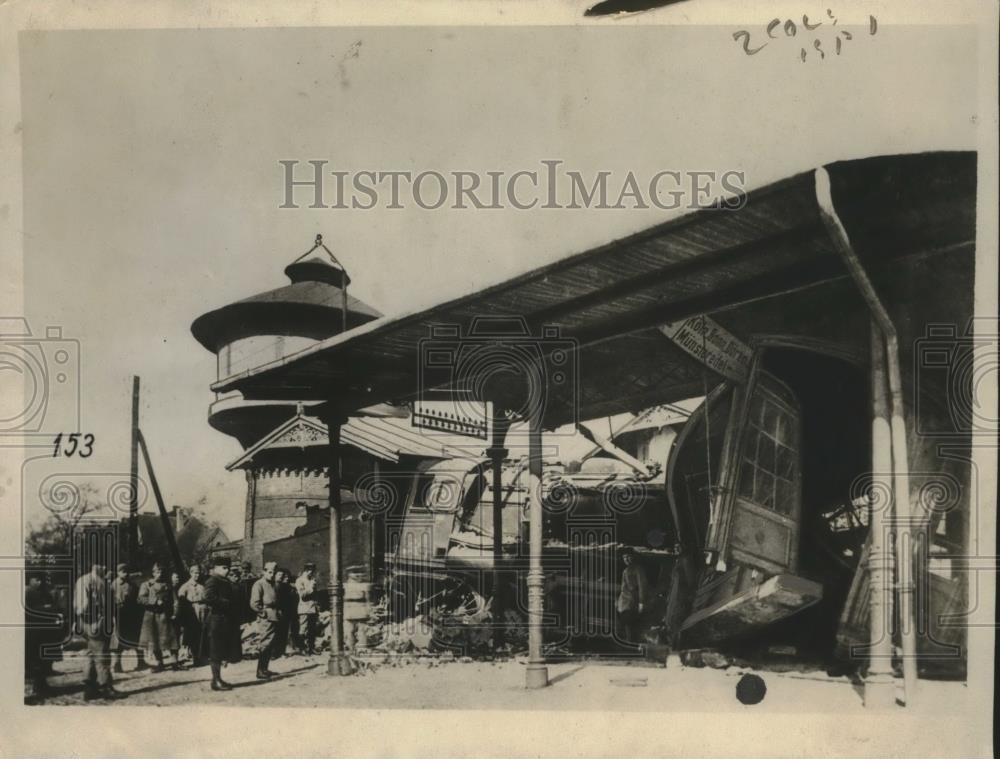 1923 Press Photo Germans Intentionally Cause French Trainwreck in Ruhr, Germany