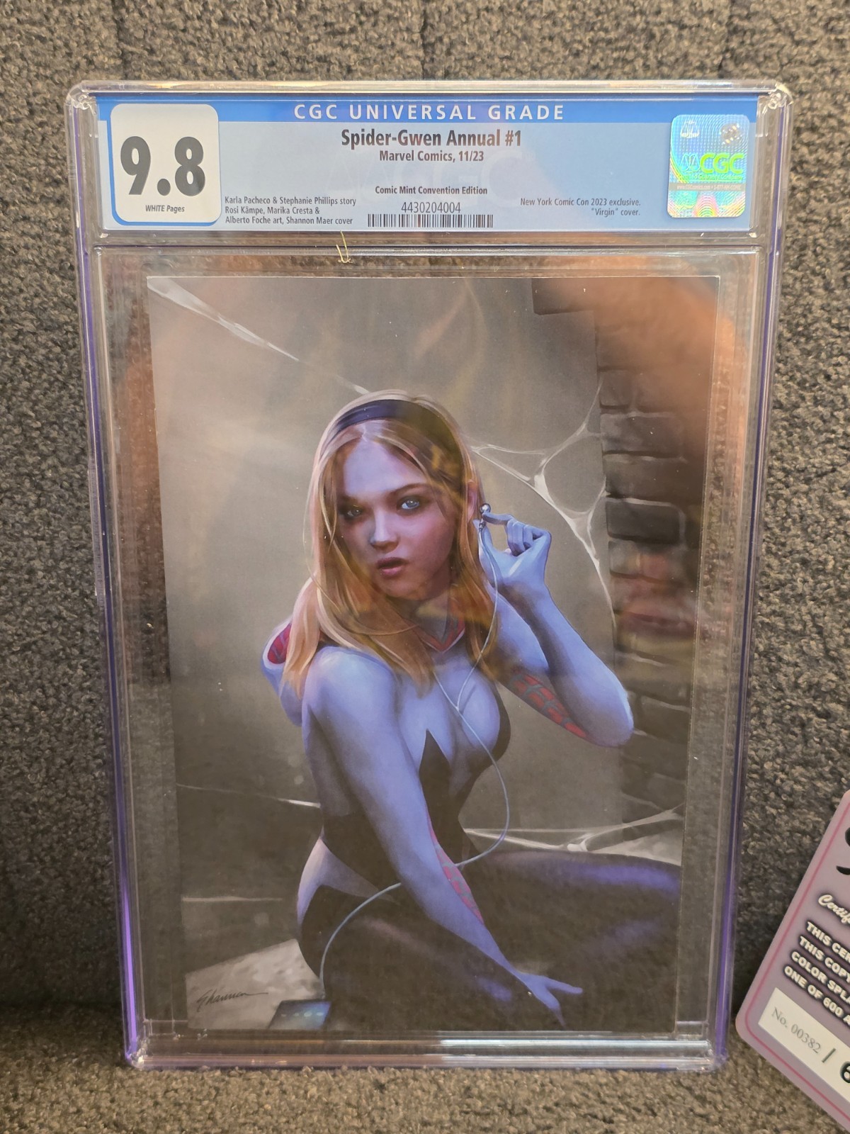 Spider-Gwen Annual #1 CGC 9.8 NYCC Comic Mint Virgin Variant LTD 600 COA