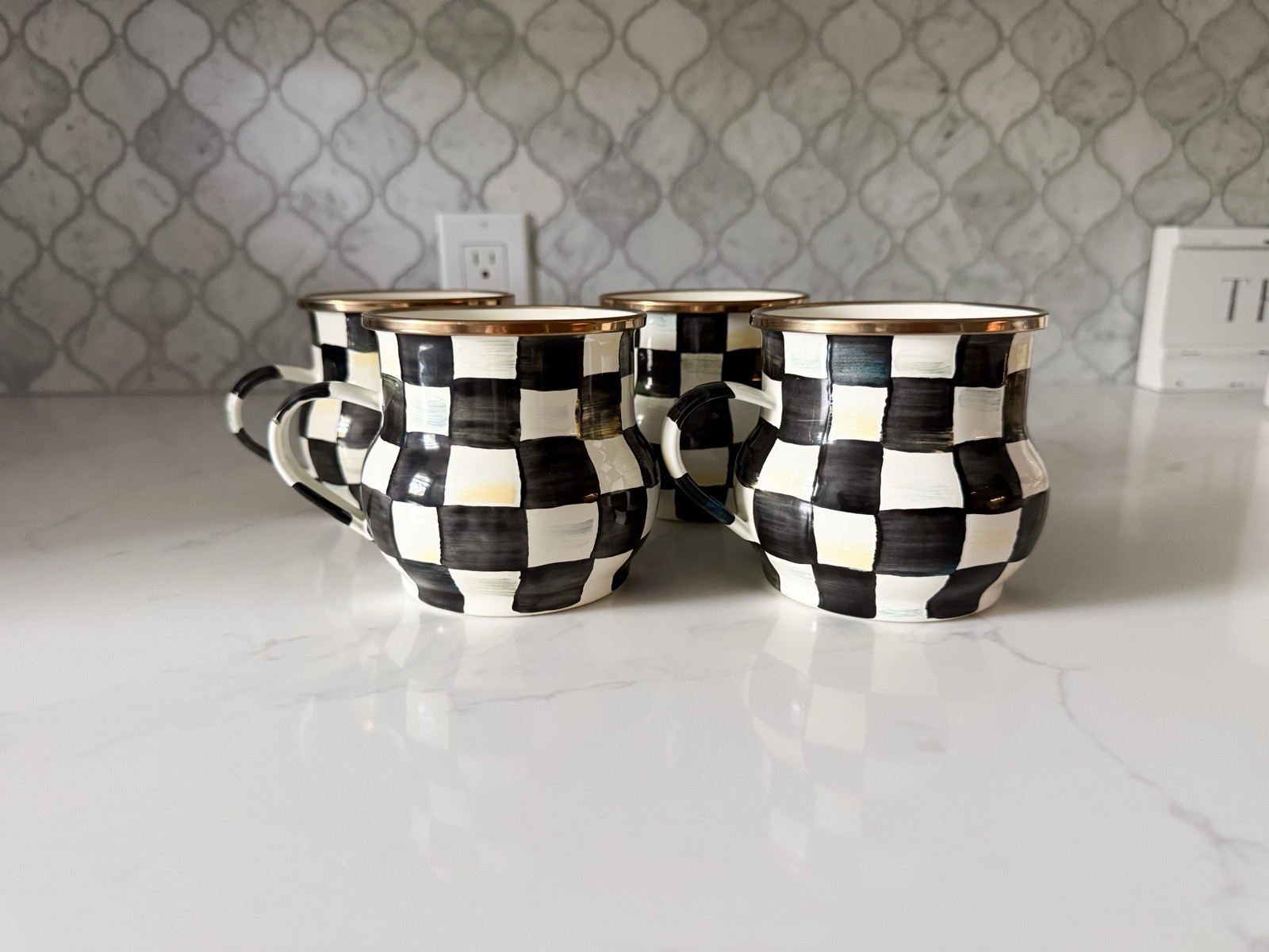Mackenzie Childs Courtly Check Mugs, Set Of 4 🖤