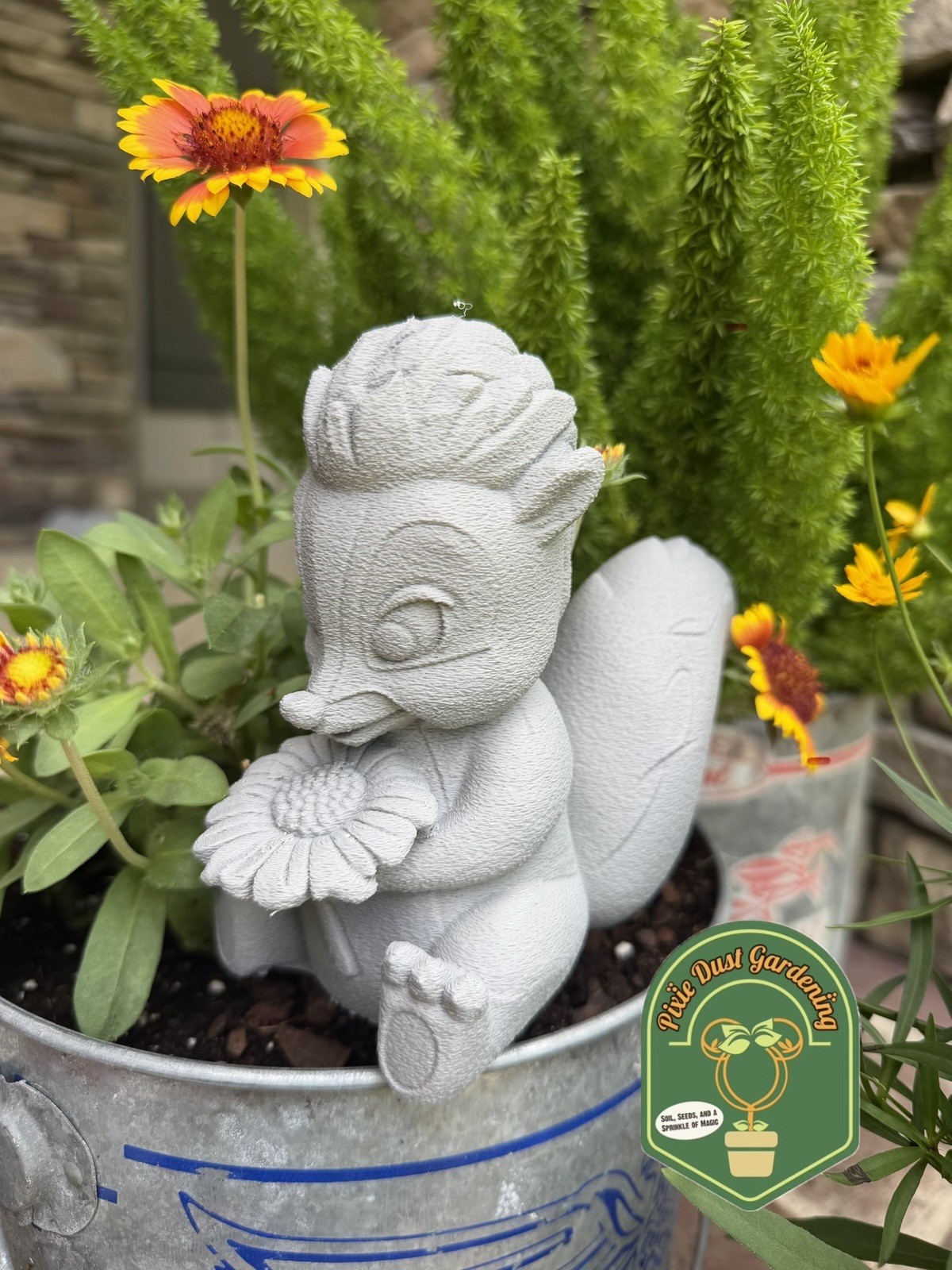 Disney Flower Skunk Bambi Garden Statue- Stake Decor Gift Disney Flower Skunk Bambi Garden Statue- Stake Decor Gift