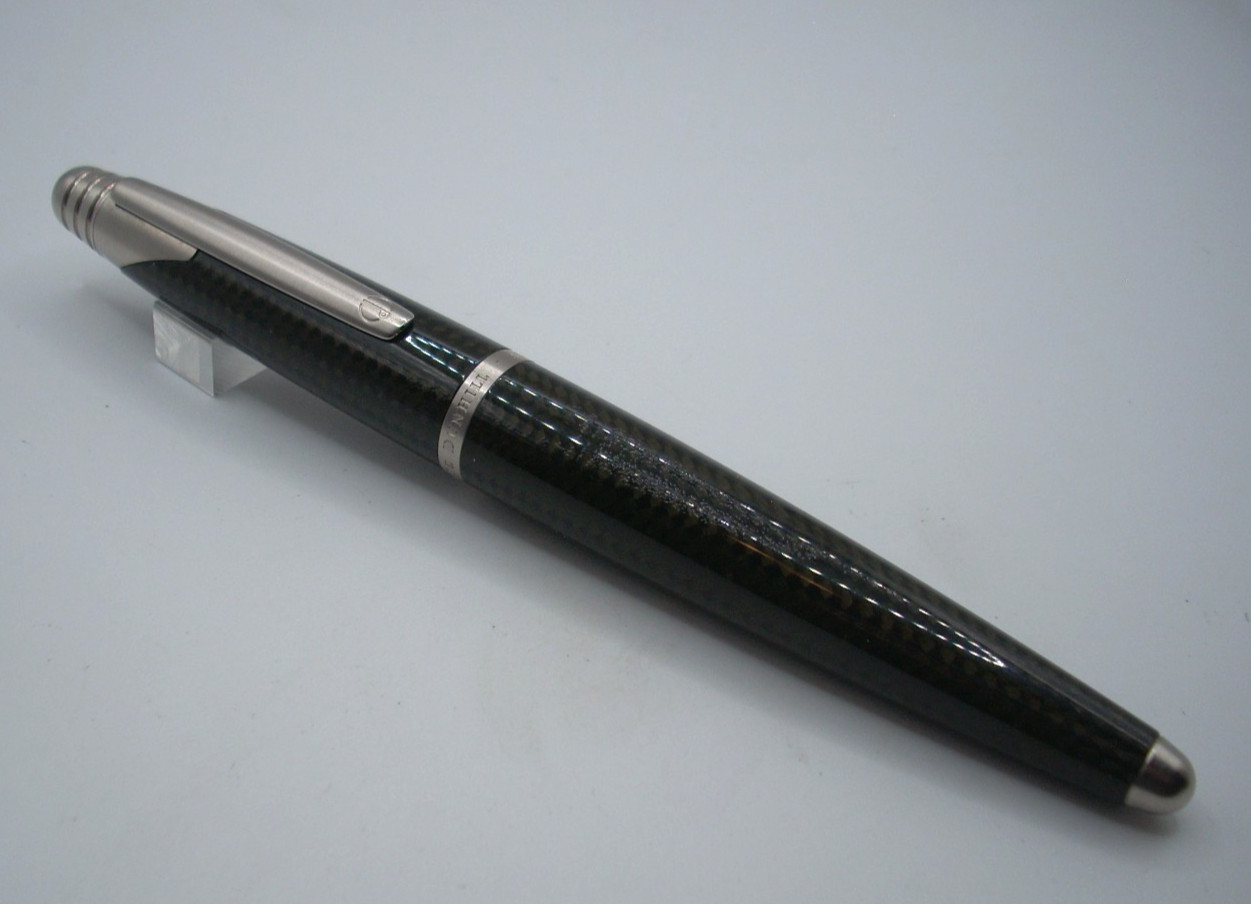 DUNHILL CARBON FIBER - FOUNTAIN PEN