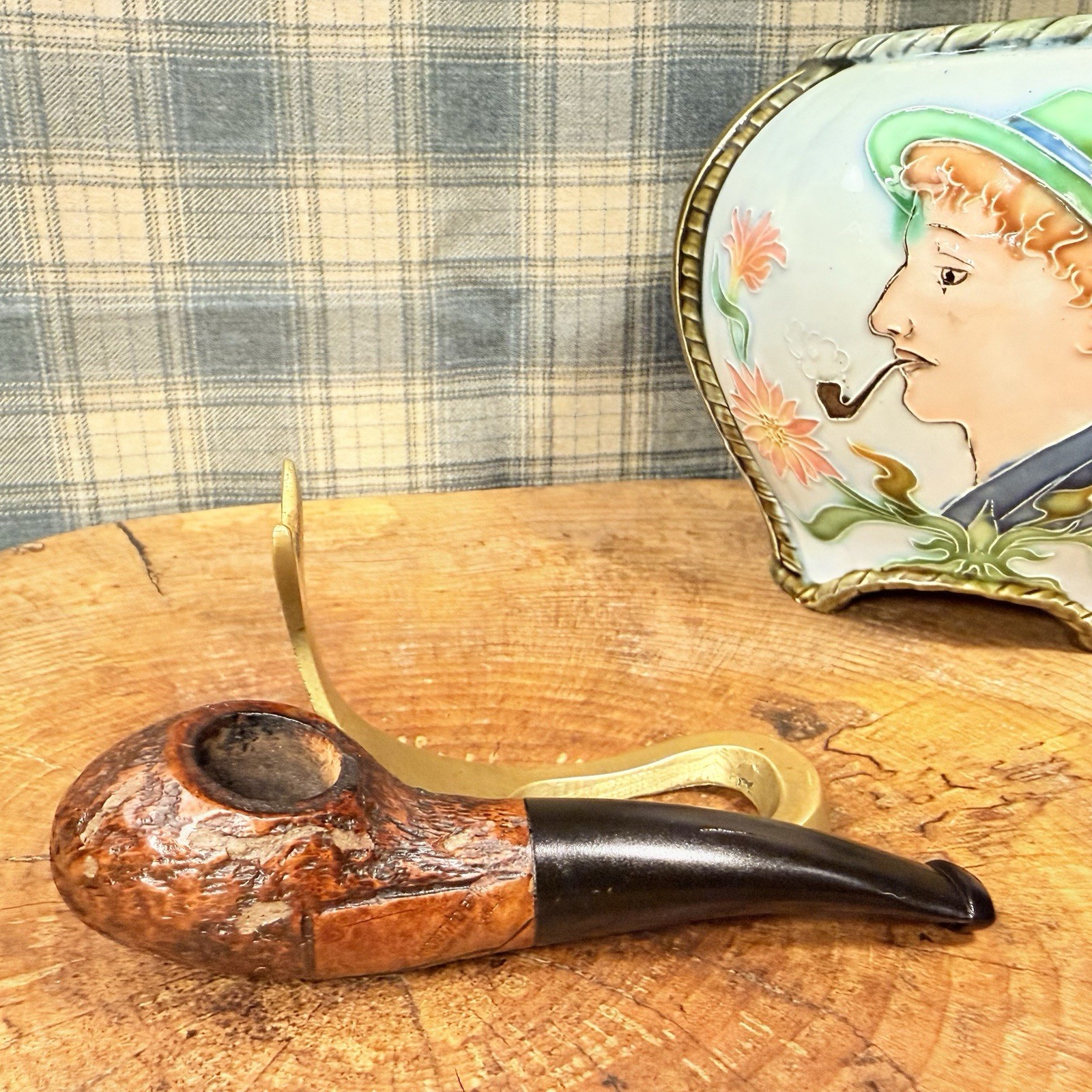 Mid-Century Wally Frank Rusticated Author Estate Tobacco Pipe
