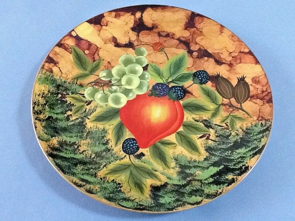 A Colorful Oriental Accent Collector Plate with Fruits  10 3/8\