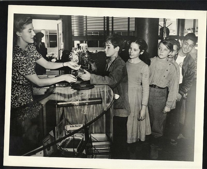 SCOTTY BECKETT Our Gang Little Rascals 1943 Boy From Stalingrad Vintage Photo 8x SCOTTY BECKETT Our Gang Little Rascals 1943 Boy From Stalingrad Vintage Photo 8x