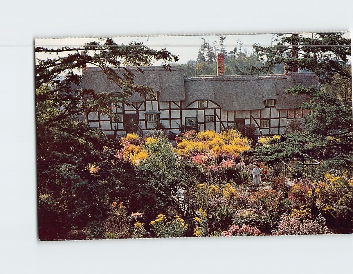 Postcard Anne Hathaways Cottage and Garden Victoria Canada