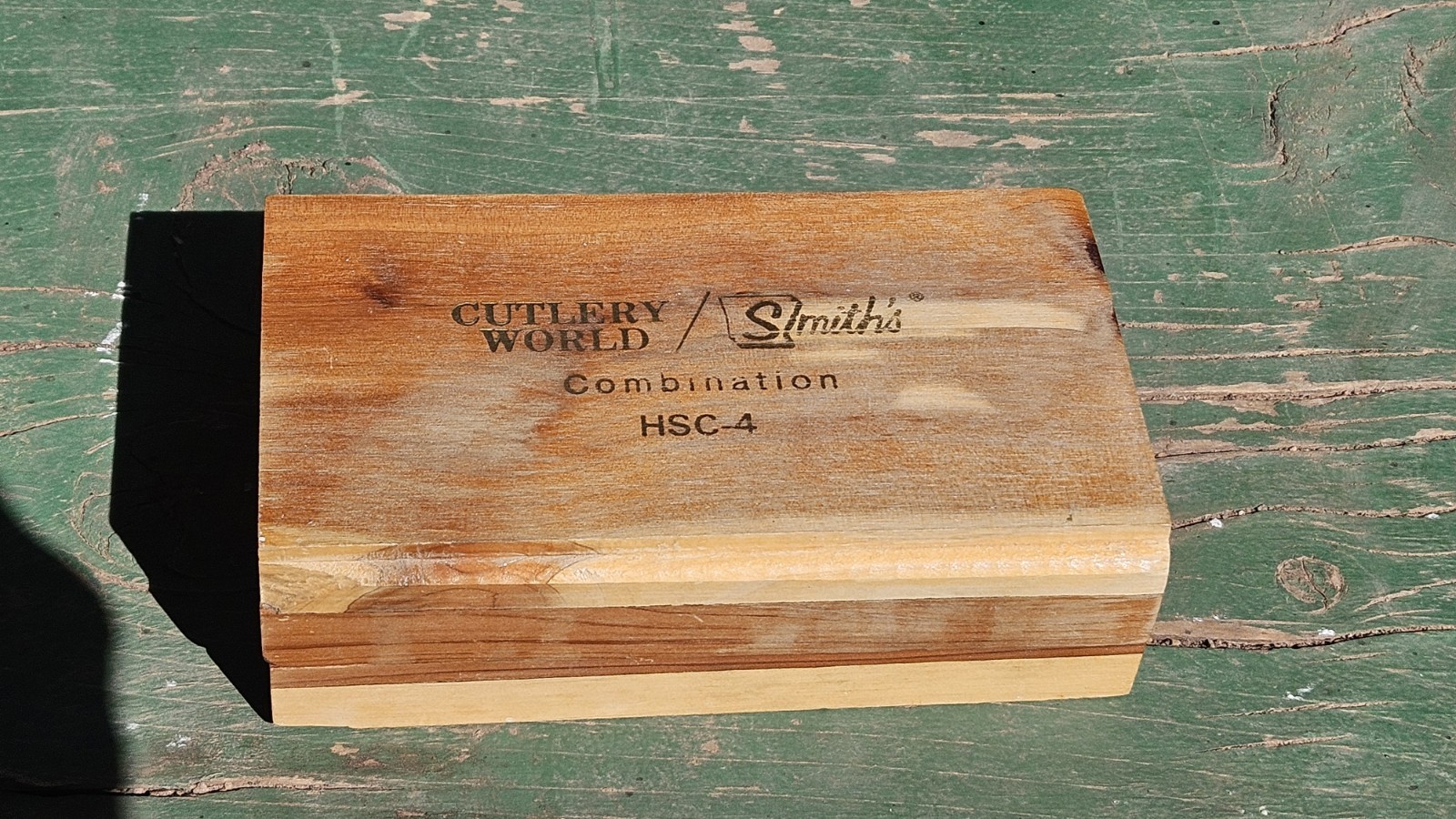 Vintage Smith’s Knife Hard/Soft Combination Sharpening Stone in Wooden Box HSC 4