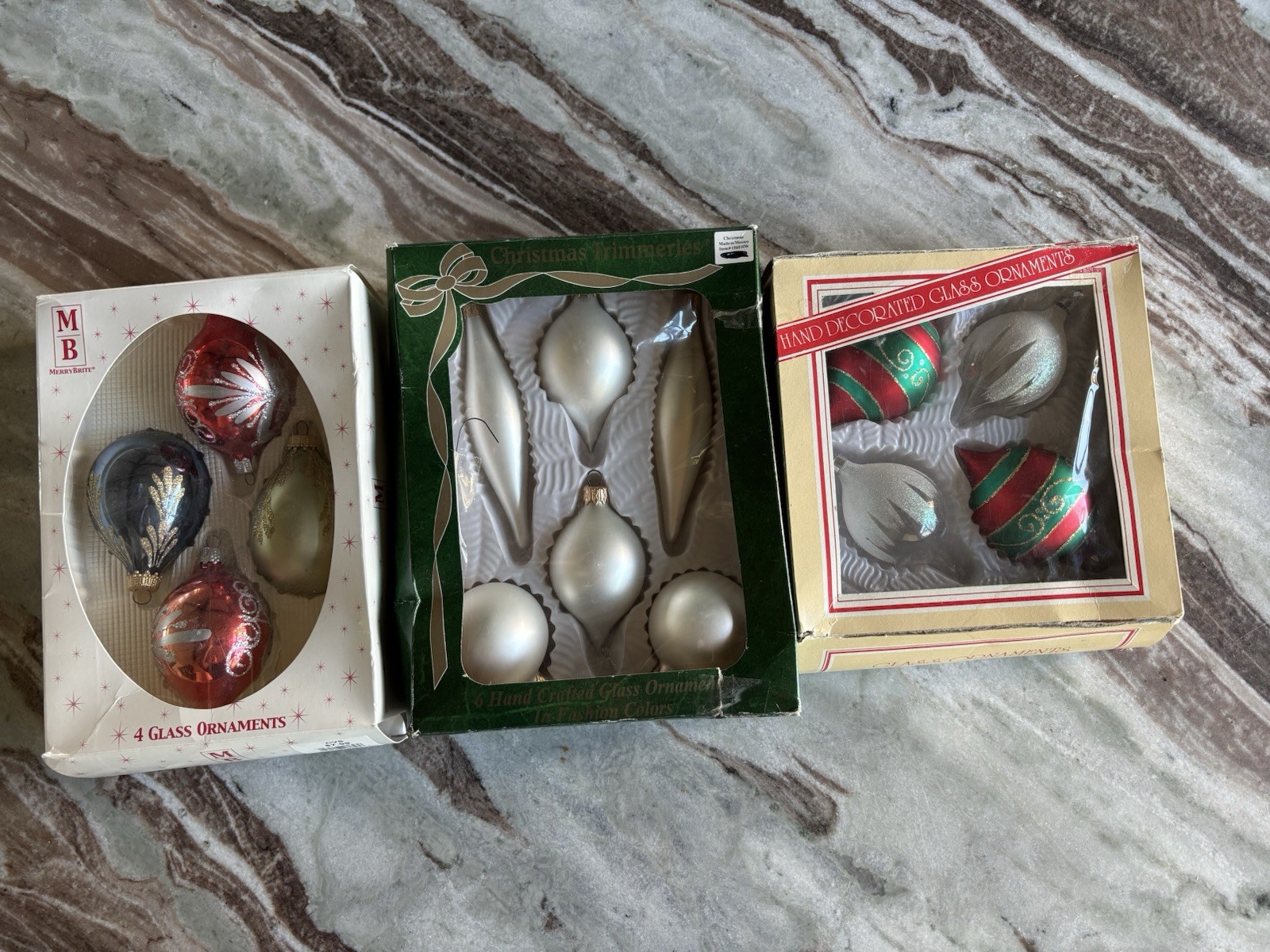 🎄Vintage Beautiful Hand Crafted Glass Ornaments - Multicolor - Lot Of 14🎄