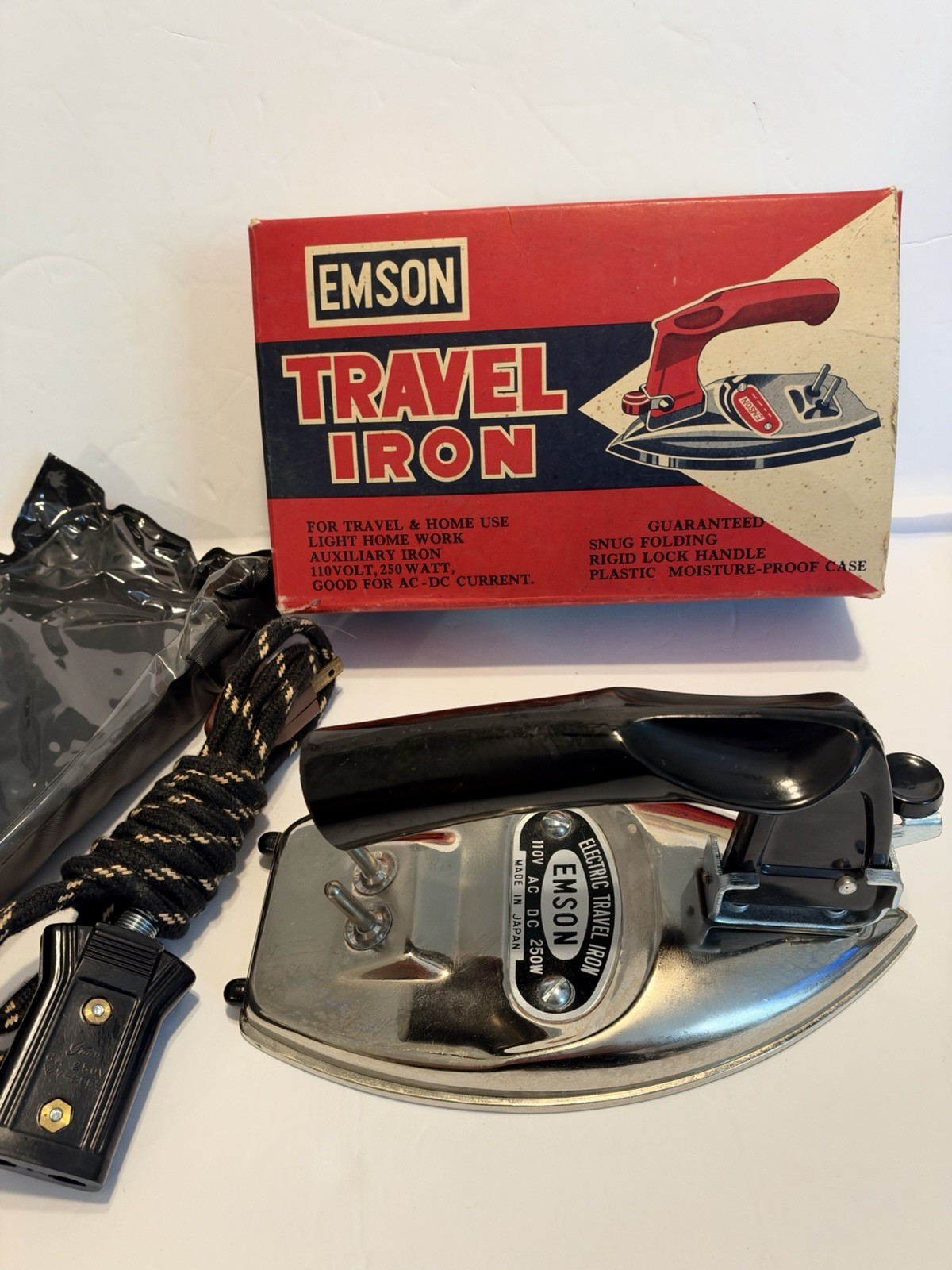Vintage 1950s Emson Travel Iron - New With Box