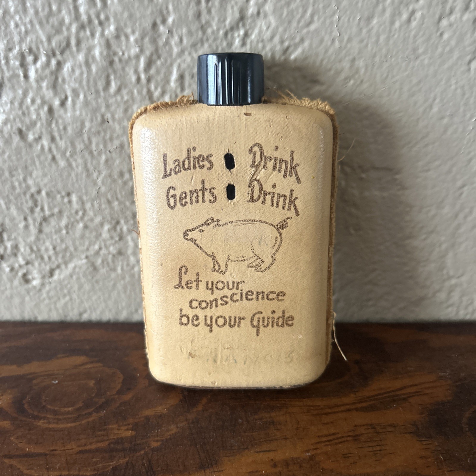 Vintage Pike's Peak Souvenir Flask Glass Bottle Encased in Leather Bakelite Lid