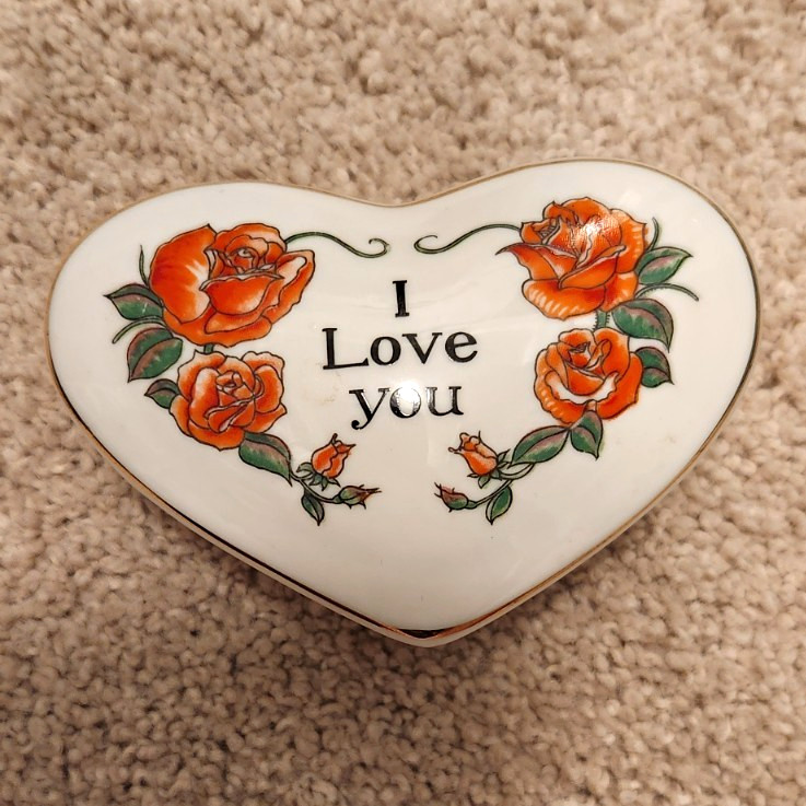 Vintage Heart-Shaped White Ceramic Trinket Box w/ Lid \