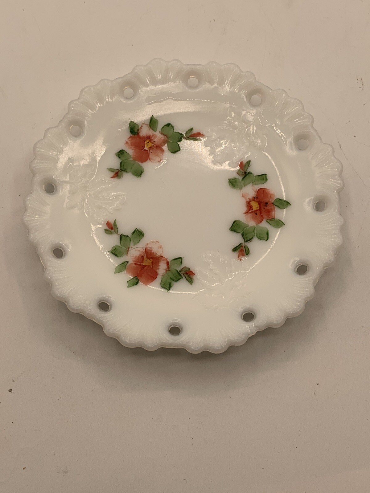 Vintage Milk Glass Hand Painted Flowers Emossed Leaf Reticulated Edge Plate 6 Vintage Milk Glass Hand Painted Flowers Emossed Leaf Reticulated Edge Plate 6