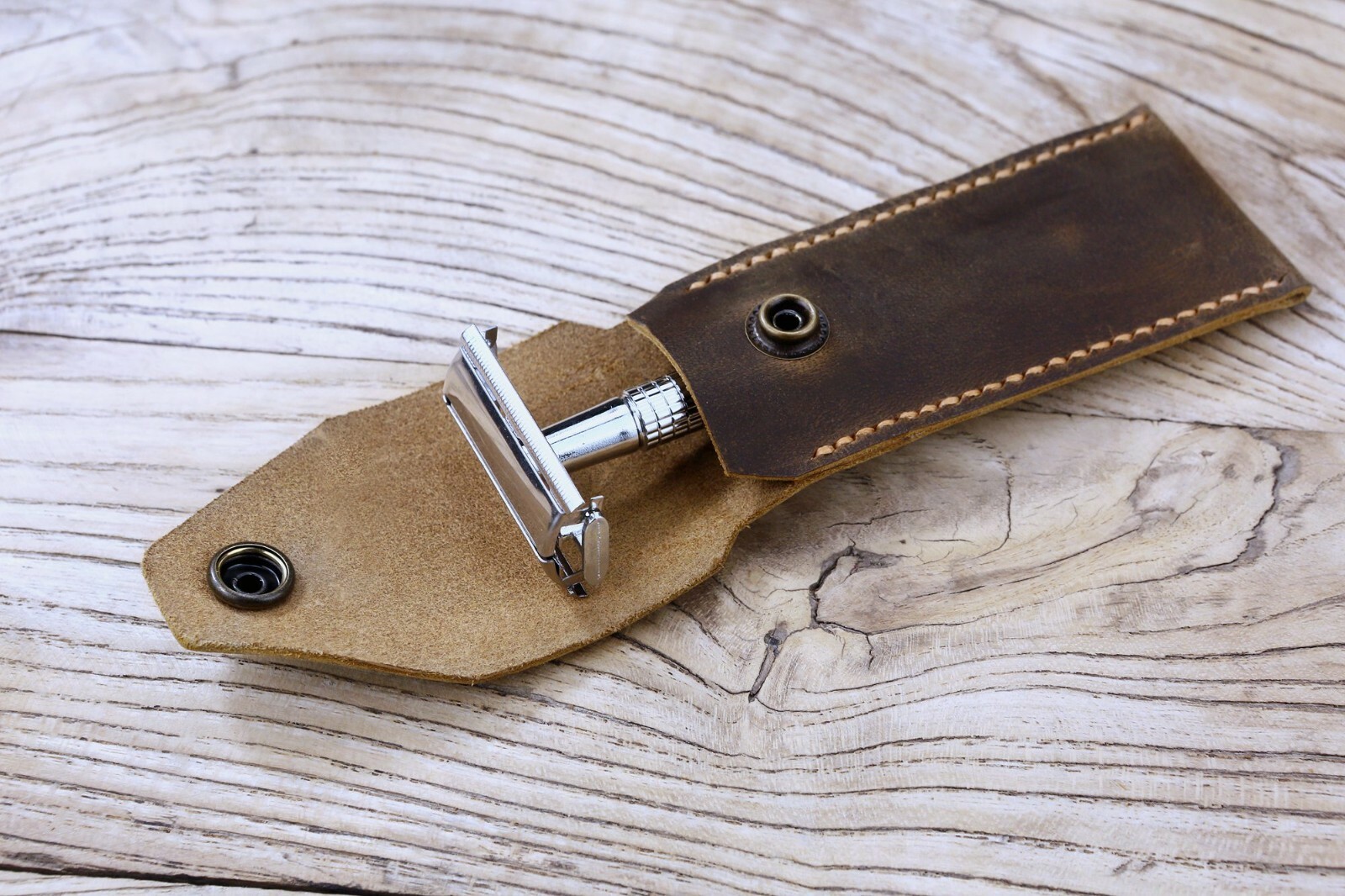 Personalized vintage distressed leather safety razor travel case cover