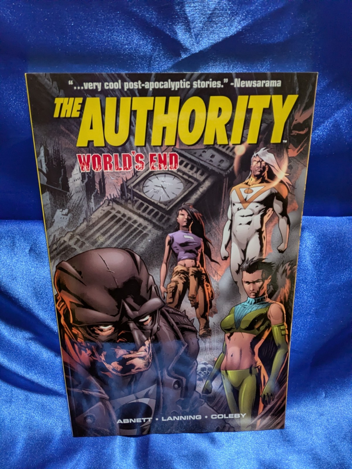 Authority: World\'s End - Paperback By Abnett, Dan Authority: World\'s End - Paperback By Abnett, Dan