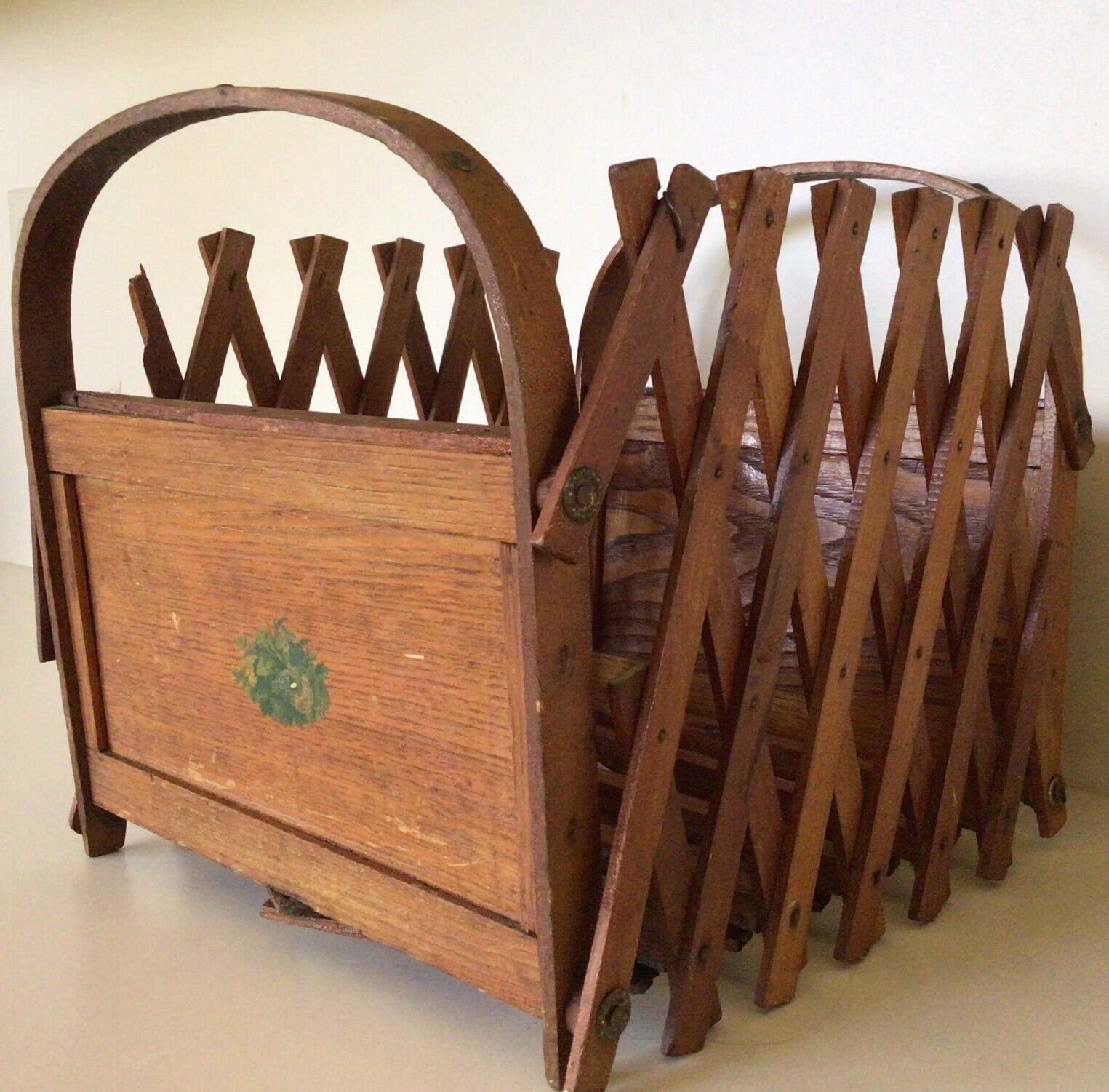 Antique FOLDING TRAVELING BABY CRIB ~C.A. Fenner & Co. ~5 1/4” To 20 1/4” ~ 1873