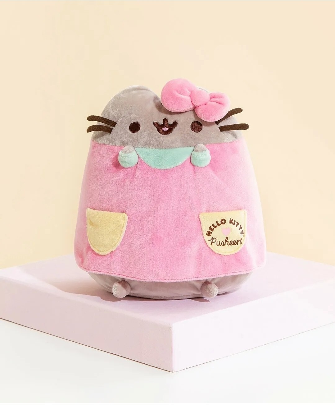 GUND Hello Kitty x Pusheen Costume Plush   New - Sealed 