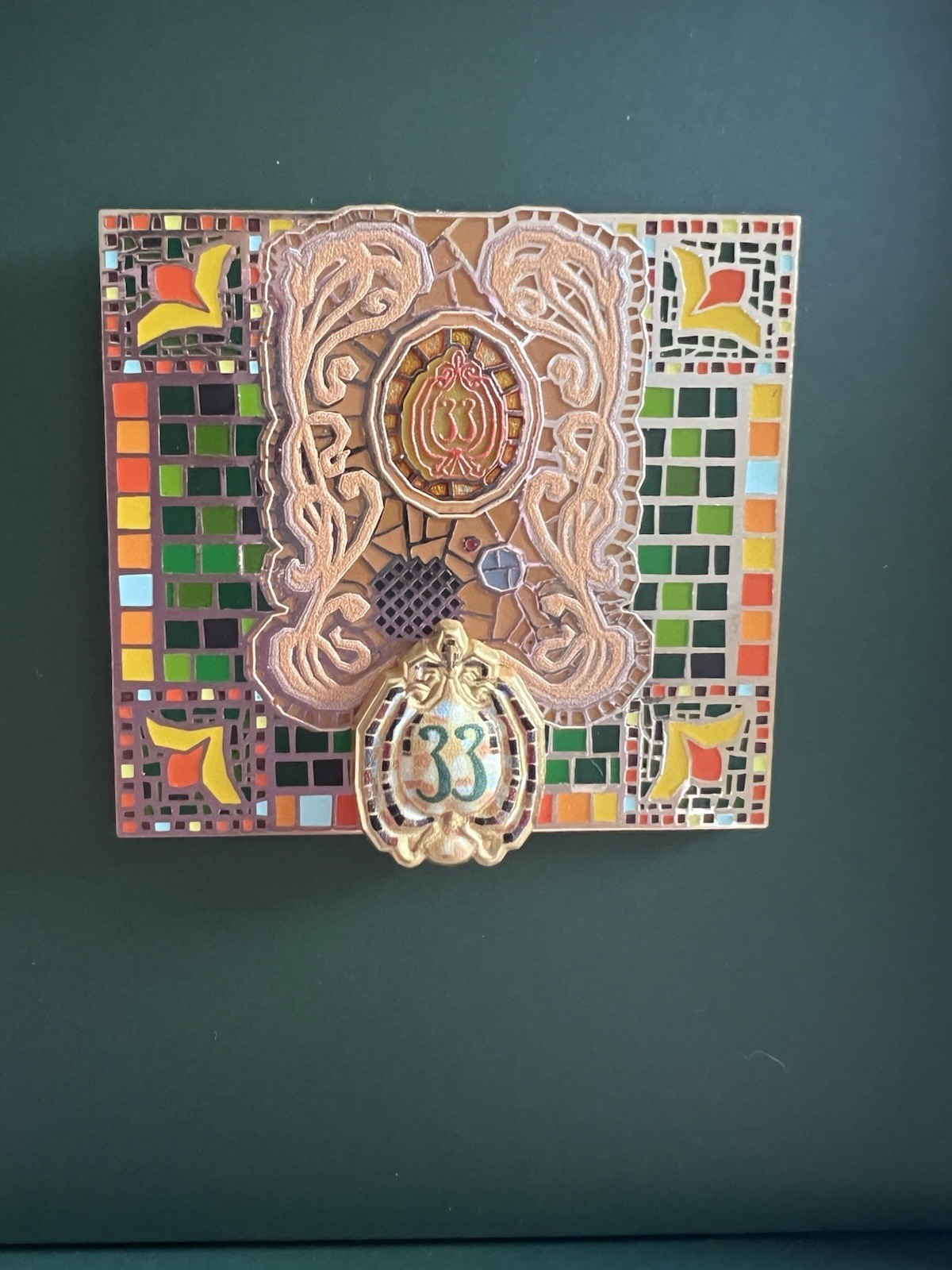 Disneyland 2022 Club 33 Emerald 55th Anniversary Doorbell LE 1000 Pin in Box AP