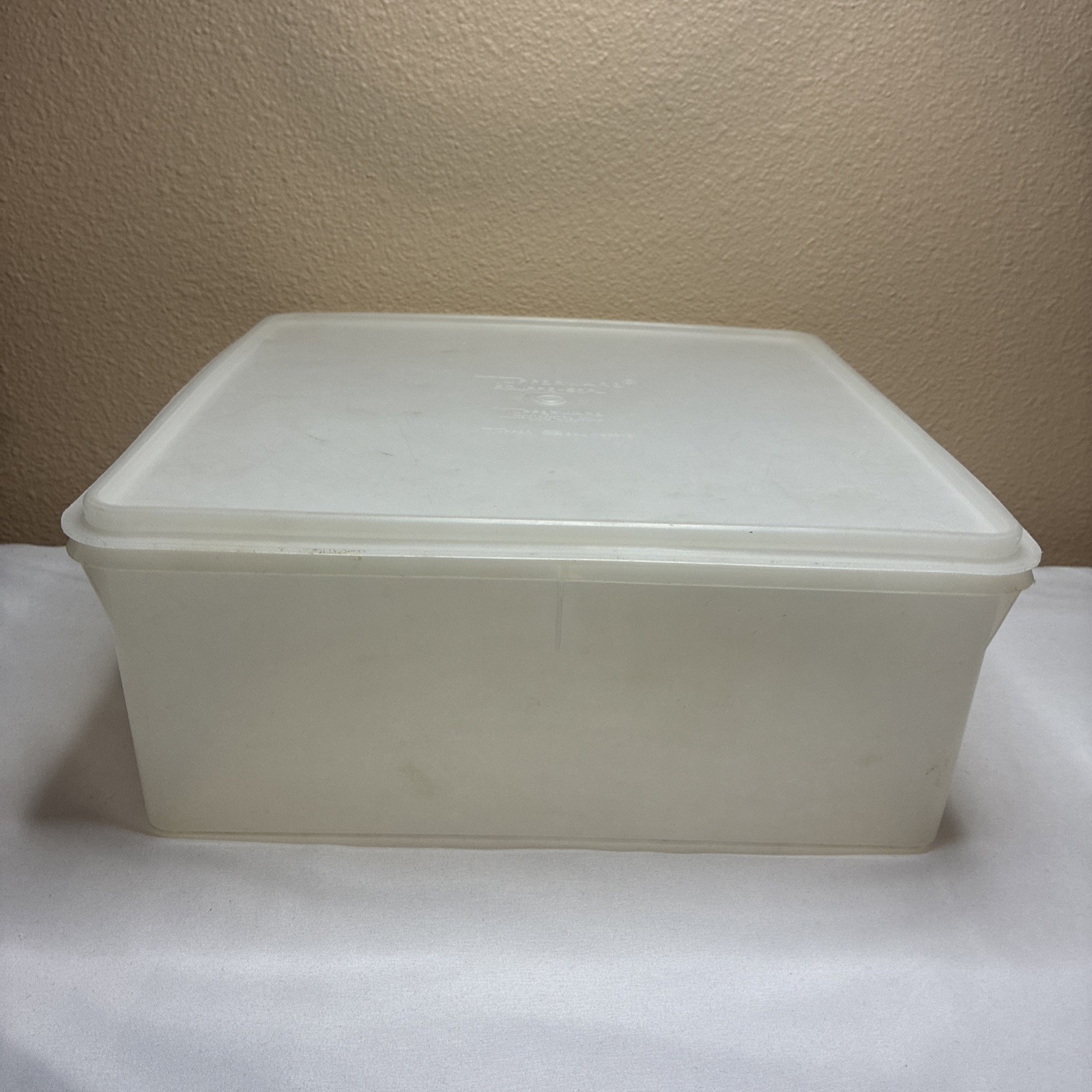 Vintage Tupperware Large Clear Square Keeper #166 Container #223 Lid 12x12x5 Vintage Tupperware Large Clear Square Keeper #166 Container #223 Lid 12x12x5