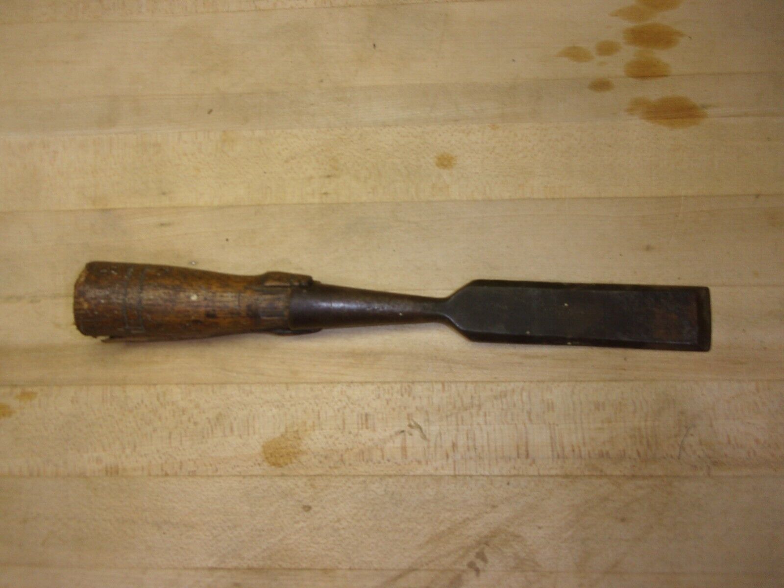 Antique Socket Chisel Wood Handel 1.25\