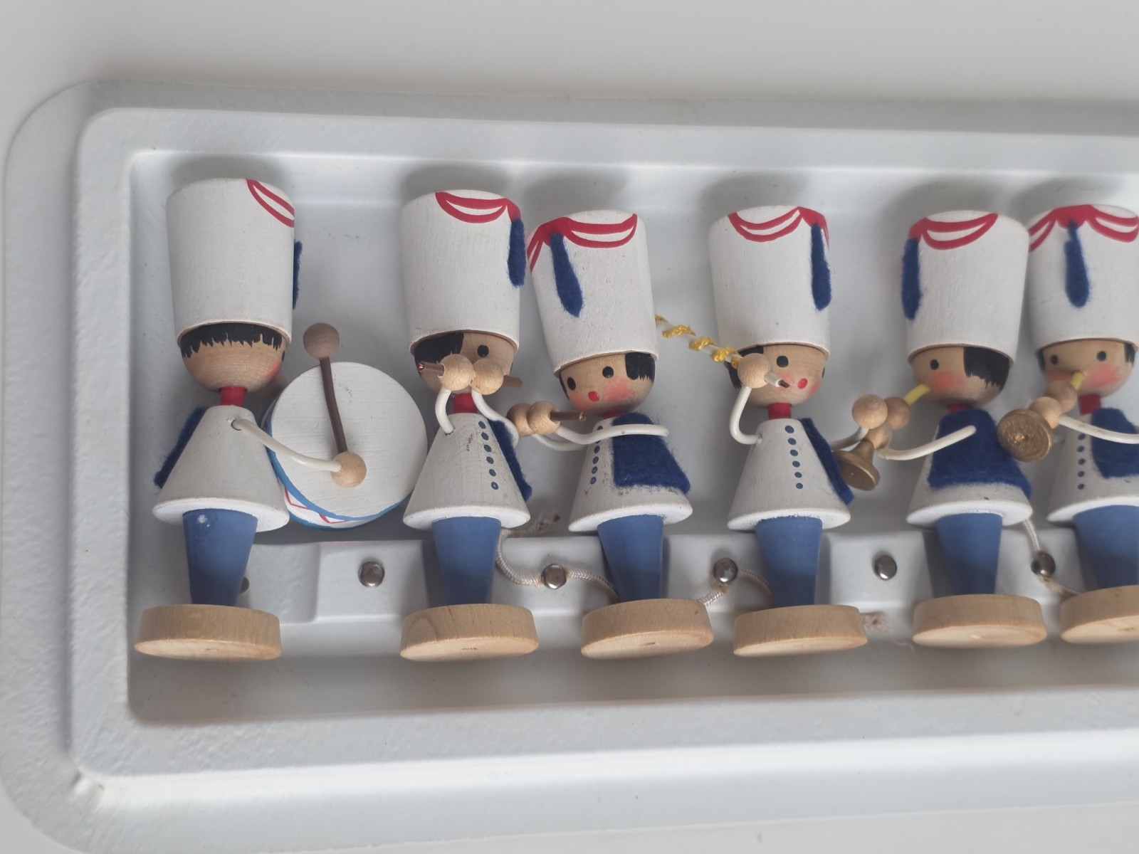 Set Of 6 Carved Wooden Marching Band Figurines In Box Wendt & Kuhn Erzgebirge?
