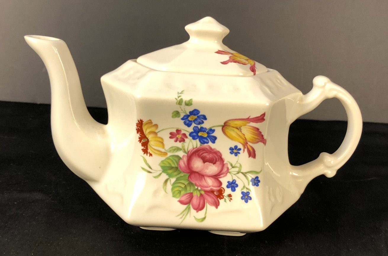 Vintage Floral Hexagon Teapot Crownford Giftware Corp. Made in England with Lid Vintage Floral Hexagon Teapot Crownford Giftware Corp. Made in England with Lid