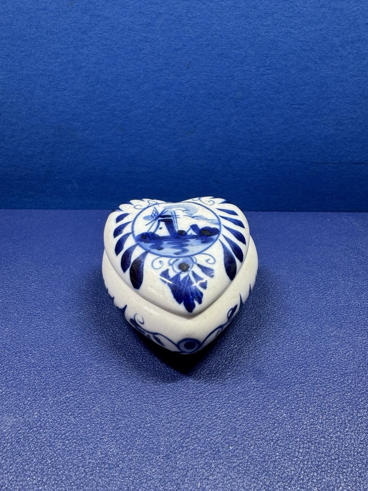 Vintage Heart Shaped Ceramic Delft Blue Lidded Holland Windmill Trinket Box