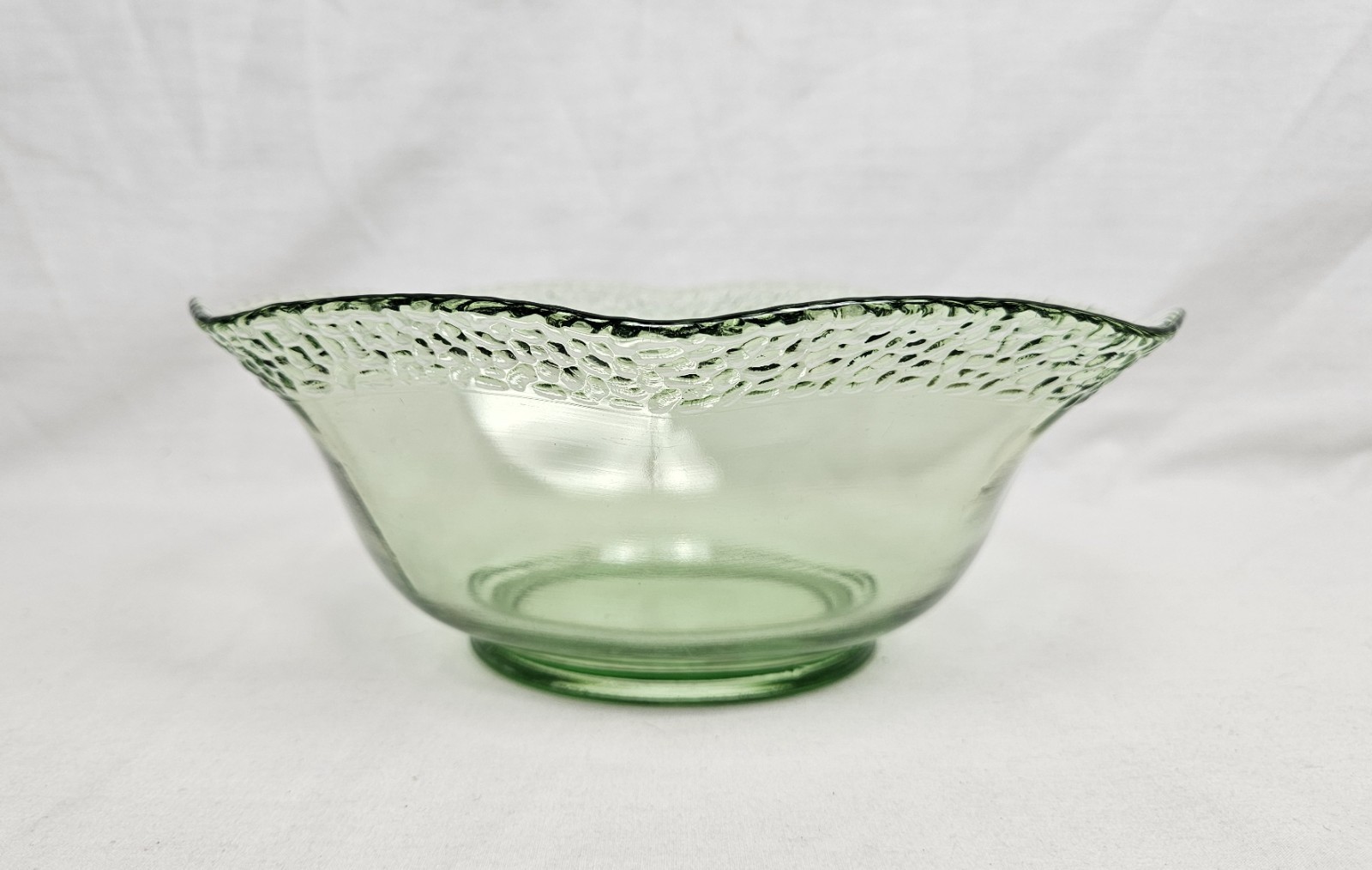 Green Depression Glass Uranium MELBA SERVING BOWL L.E. Smith PEBBLED RIM