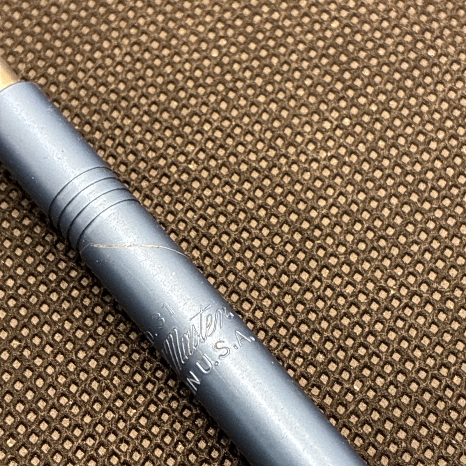VINTAGE LEAD MASTER NO.31 LEAD HOLDER DRAFTING PENCILS   Anodized Blue scratches