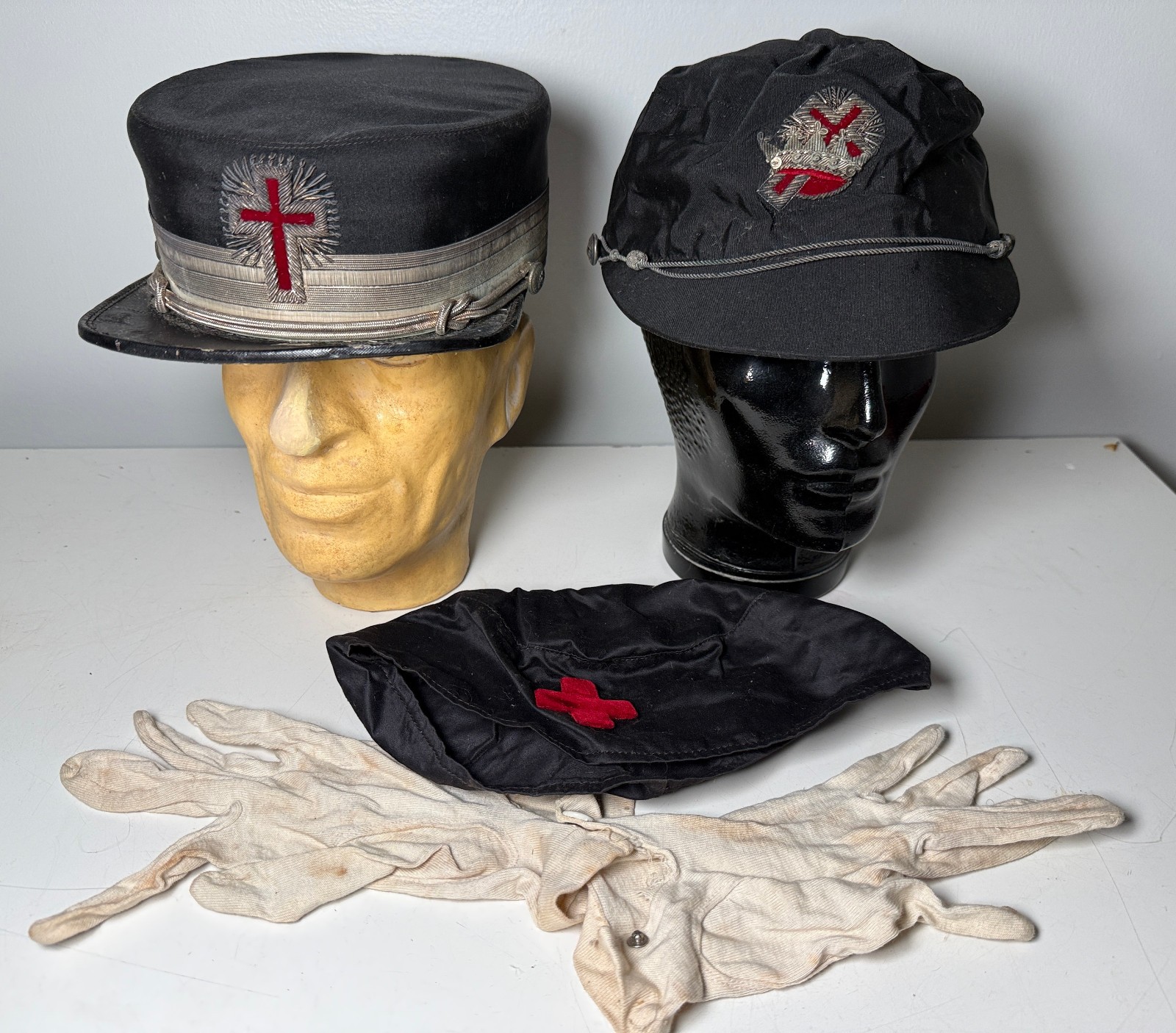 VTG 1900\'S MASONIC KNIGHTS TEMPLAR UNIFORM HATS LOT KEPI + CAP +GLOVES BULLION