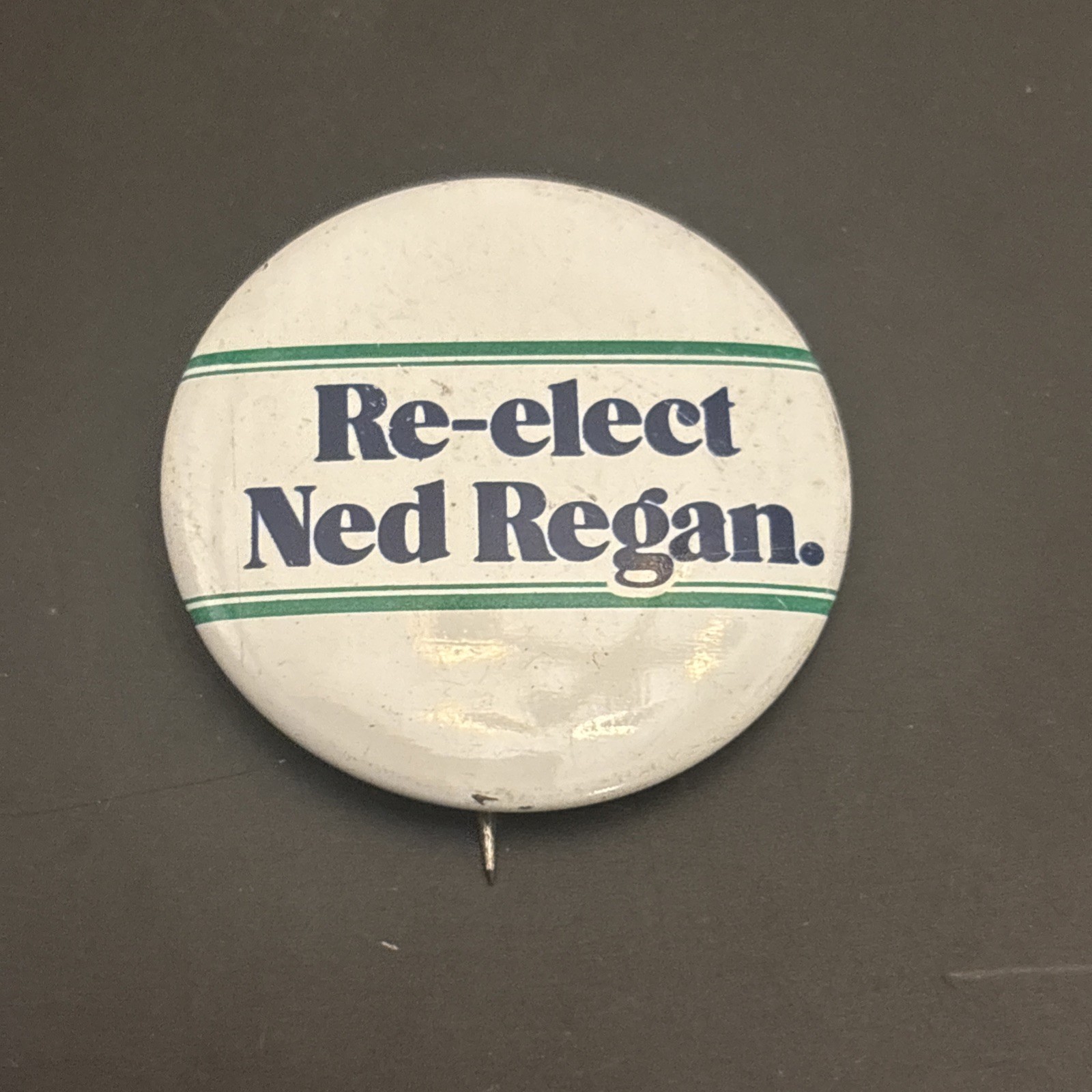 Vintage Re-elect Ned Regan Political Campaign Pinback Button US Politics
