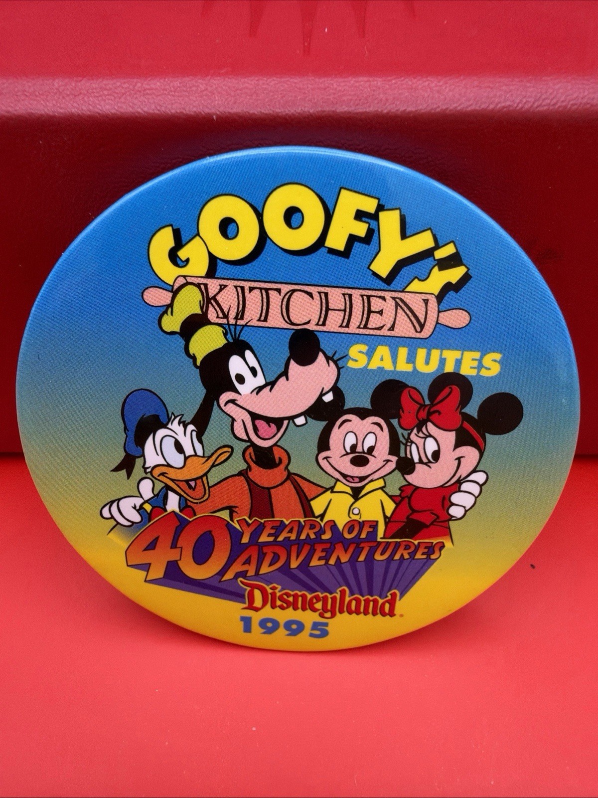 VTG 1995 Goofy’s Kitchen 40th Anniversary Disneyland Disney 3” Pinback button VTG 1995 Goofy’s Kitchen 40th Anniversary Disneyland Disney 3” Pinback button
