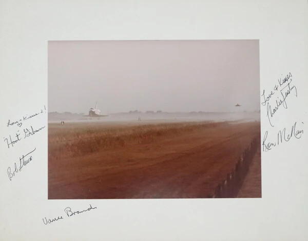 NASA Astronaut Signed Challenger Shuttle Landing Photograph (5 Signatures)