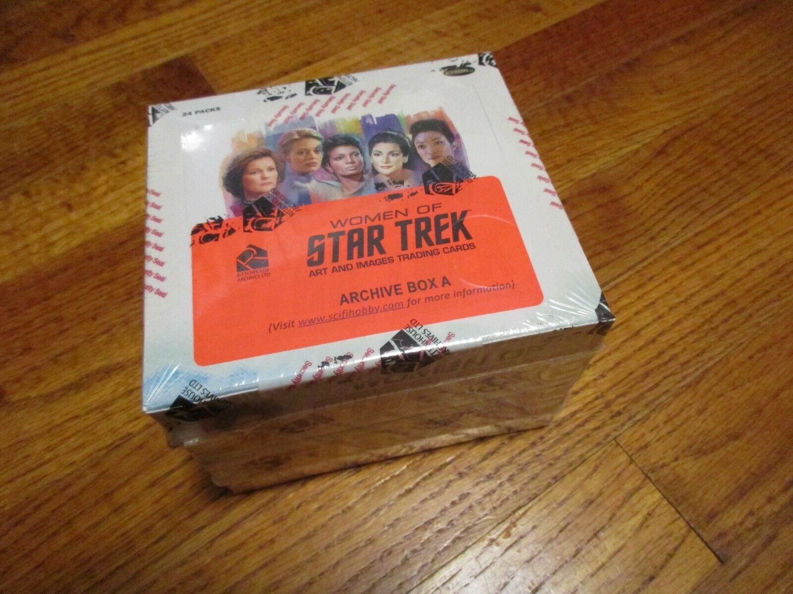 2021 Women of Star Trek Art and Images FACTORY SEALED ARCHIVE BOX / Master Set &