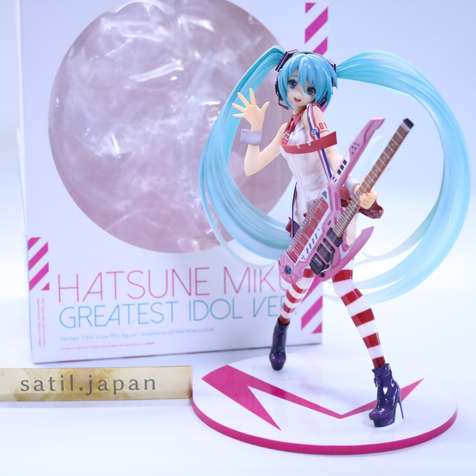 [USED] Good Smile Company Hatsune Miku Greatest Idol Ver. 1/8 Figure PVC