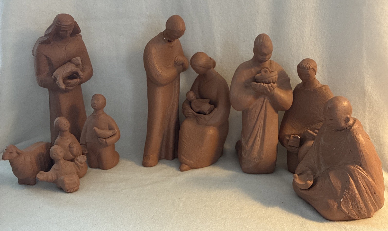 16 Piece Pottery Nativity Set -Trina Paulus Abbey Press Vintage Rare Grail 1972