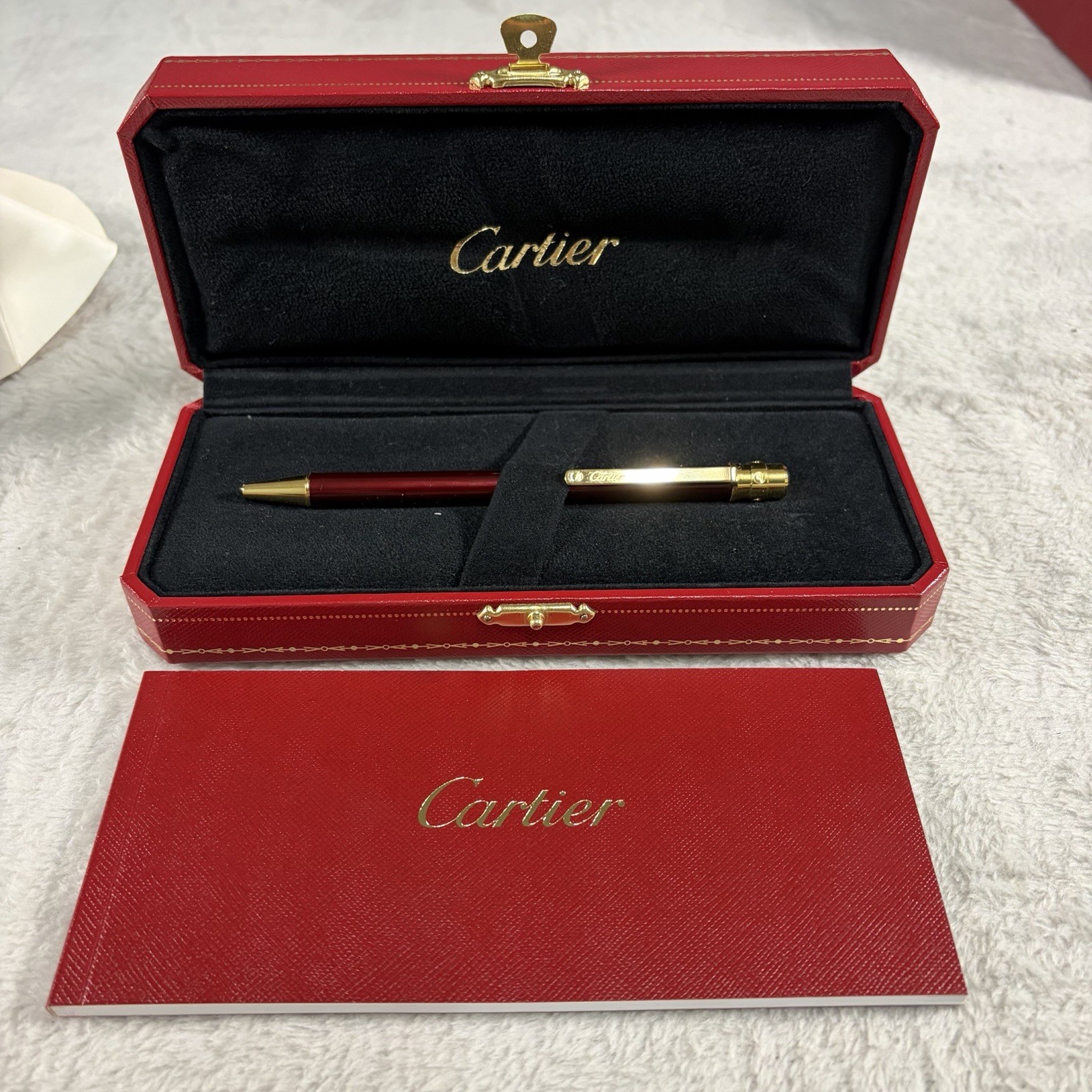 Cartier Santos Ballpoint Pen ST150190 Burgundy Lacquer Gold Tone Box & Case