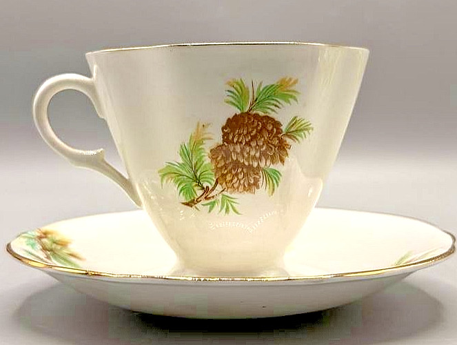 Vintage Clarence Bone China Teacup & Saucer Set – Brown Pinecone