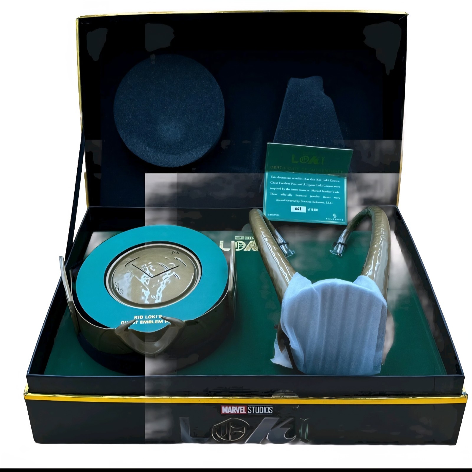 Marvel Loki Horned Helmet Set GameStop Exclusive Limited Edition LE 6k Pieces Marvel Loki Horned Helmet Set GameStop Exclusive Limited Edition LE 6k Pieces