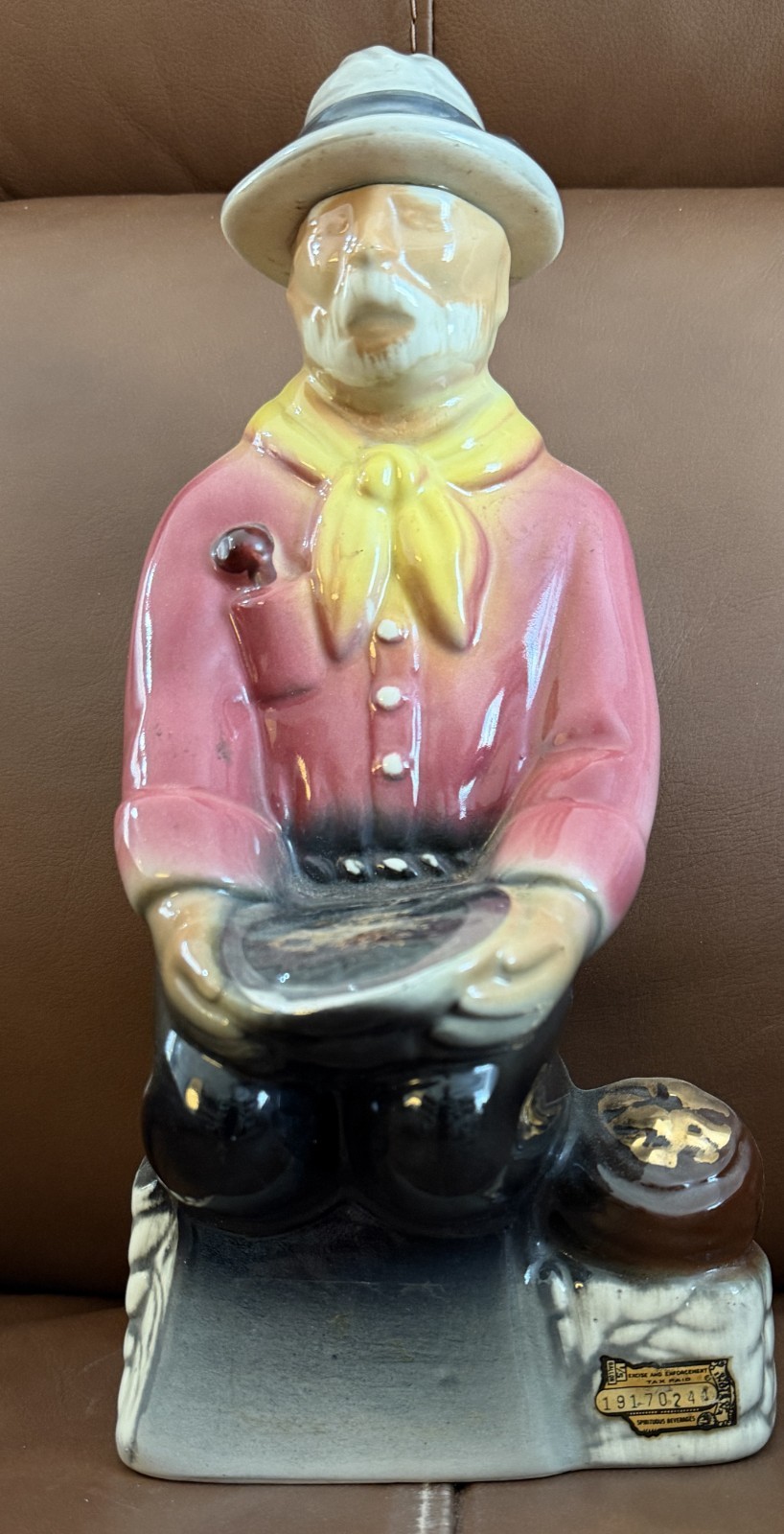 VINTAGE 1969 EZRA BROOKS GOLD RUSH MINER HERITAGE CHINA DECANTER