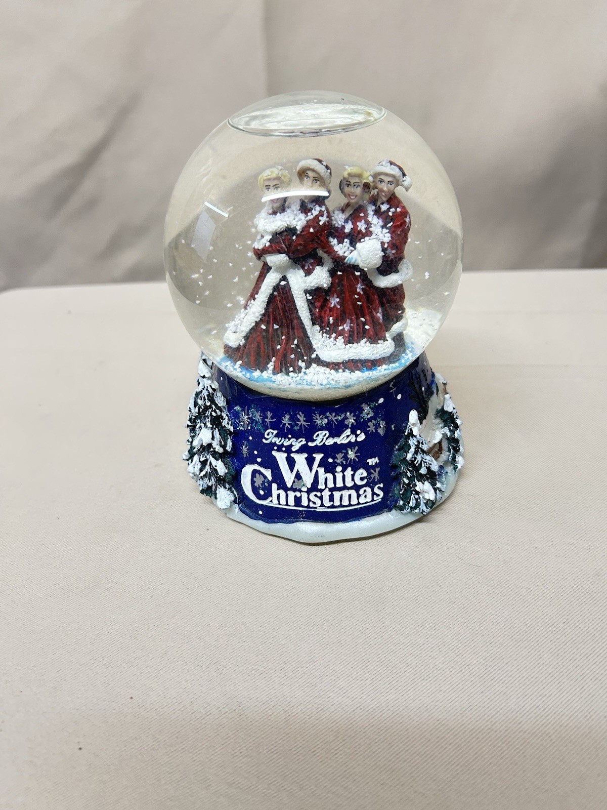 2000 Irving Berlin White Christmas Musical Snow Globe Bing Crosby Paramount