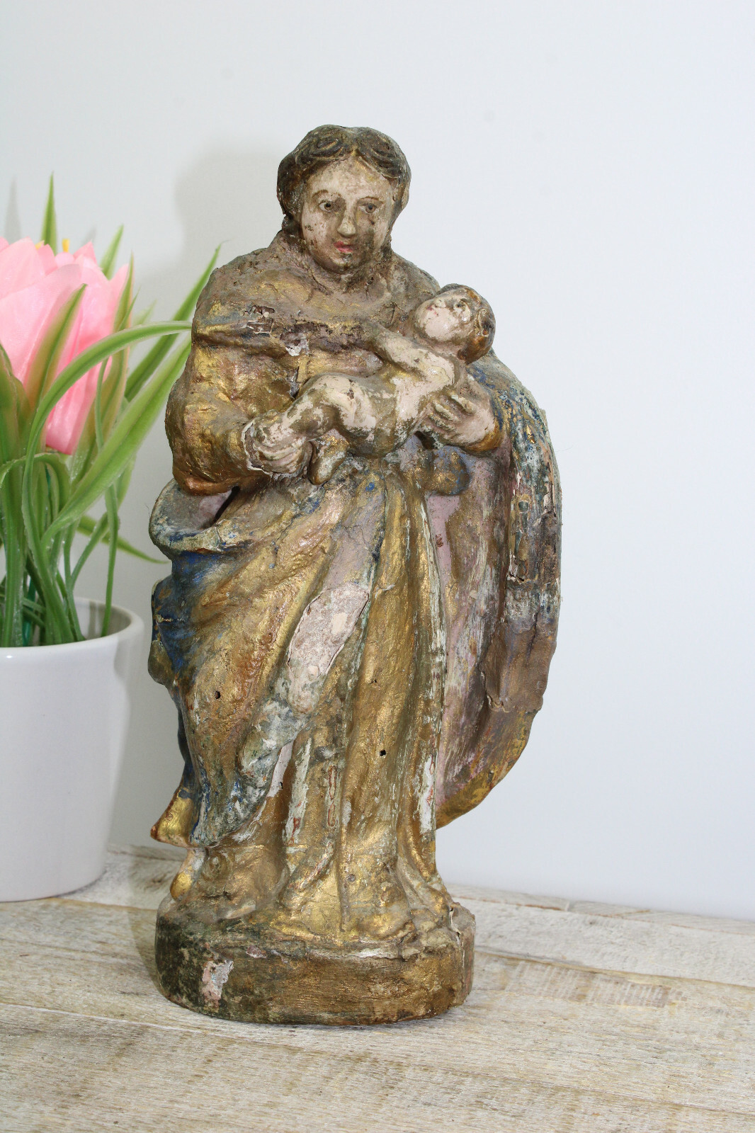 Rare 18thc Flanders Wood carved polychromie Madonna MAry figurine statue Rare 18thc Flanders Wood carved polychromie Madonna MAry figurine statue