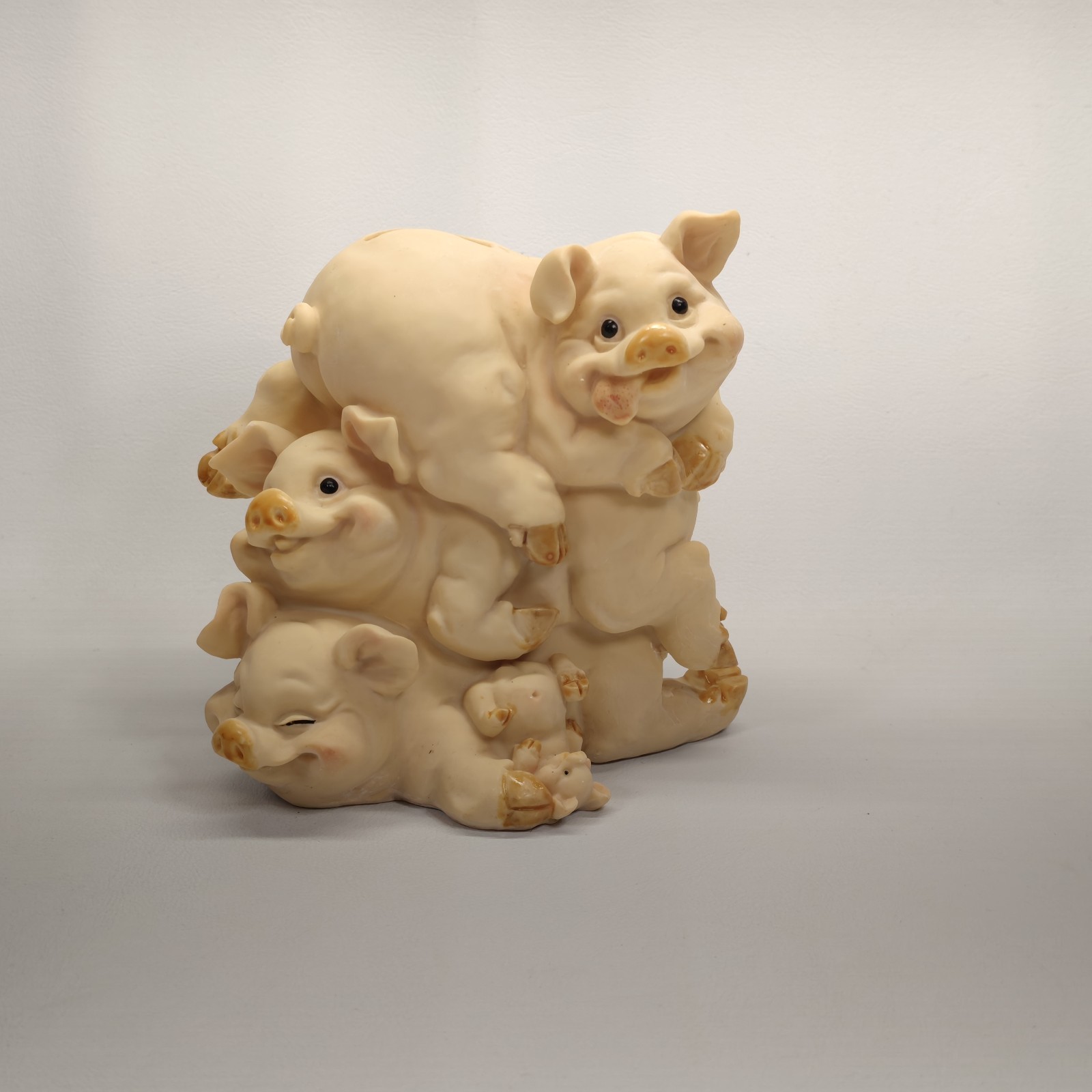 Stacked Pigs Piggy Bank Cute Pig Family Coin Money Bank Farmhouse Country Decor