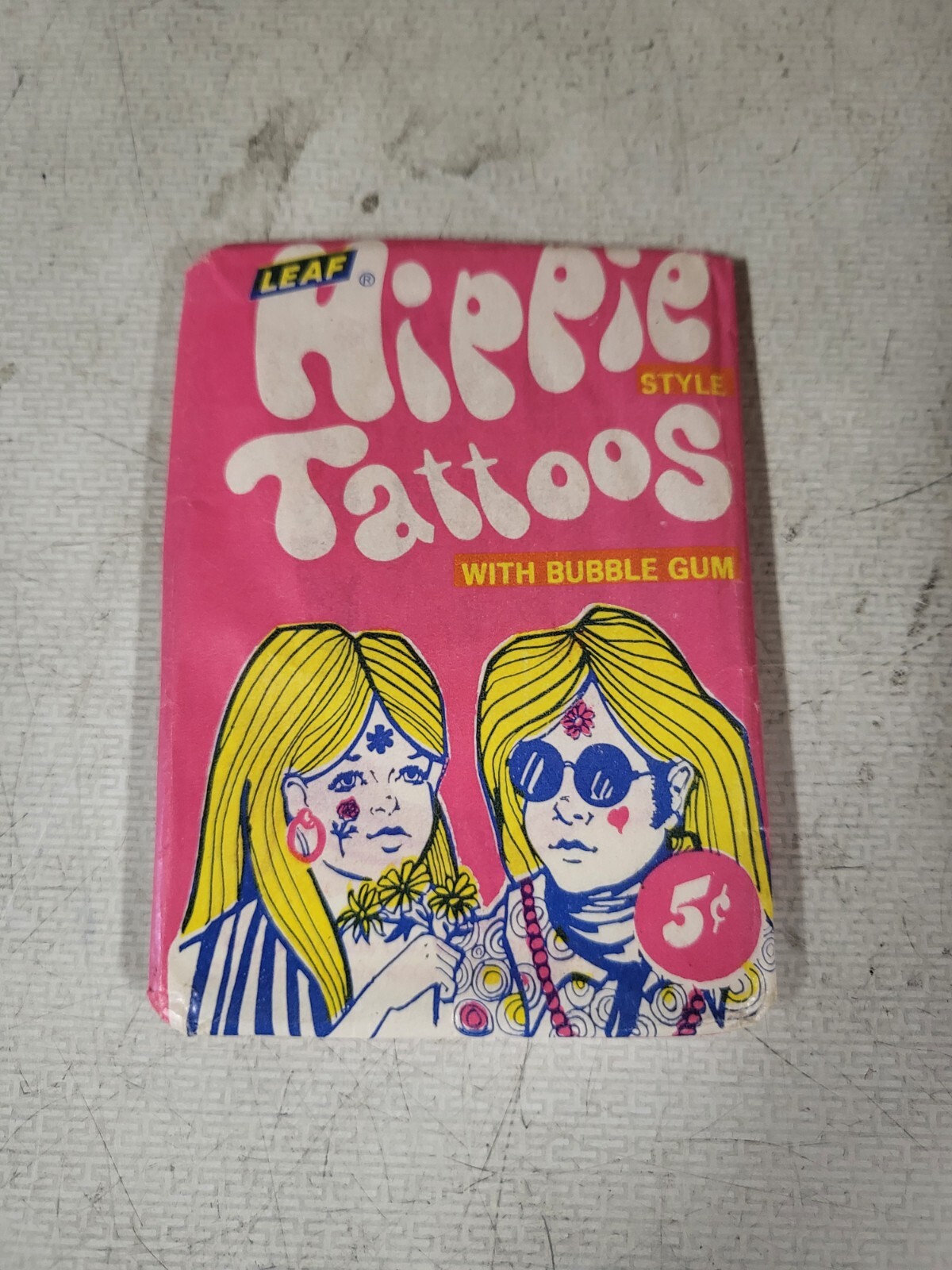 RARE VINTAGE 1965 HIPPIE TATTOOS WAX PACK LEAF *AS IS, READ*