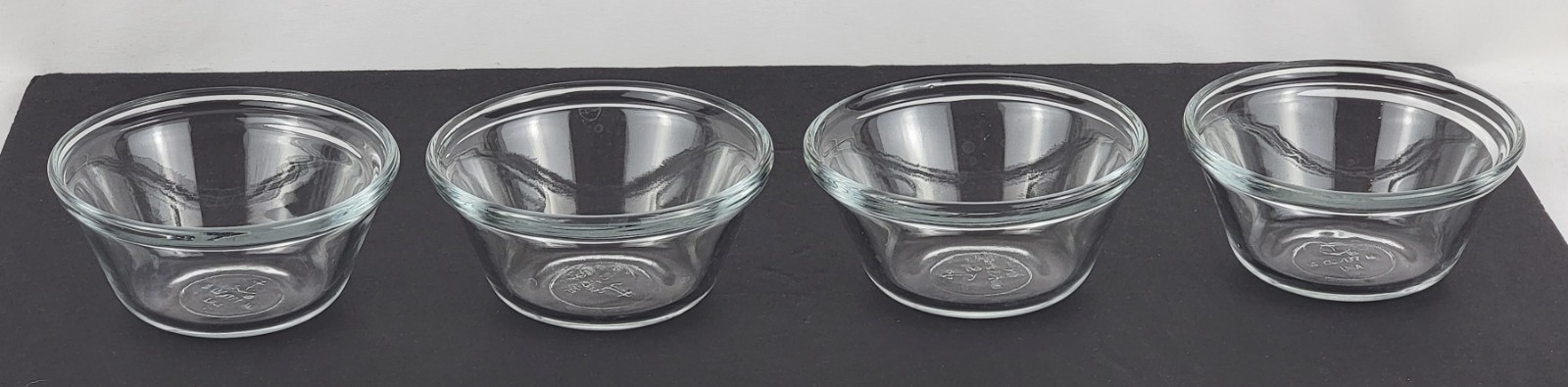 NEW Anchor Hocking Set of 4 Clear Glass Custard Baking Cups Ramekins 6 oz USA