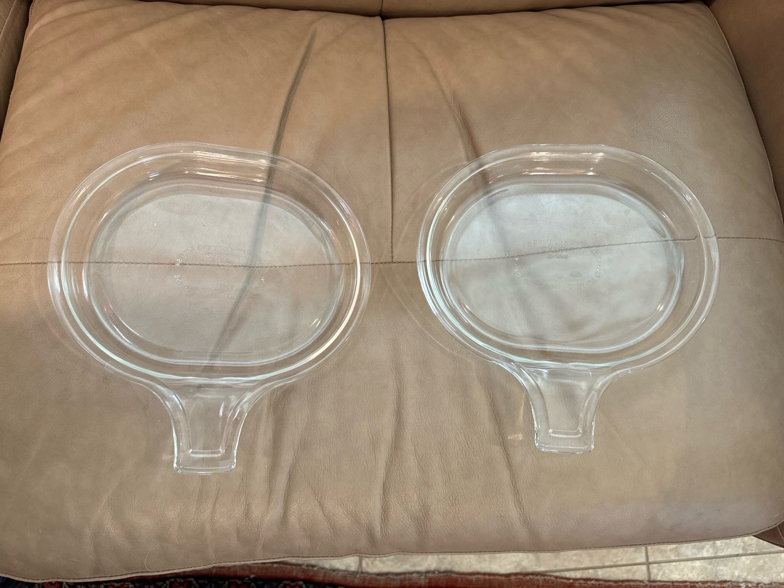Pyrex 600B Set Of 2